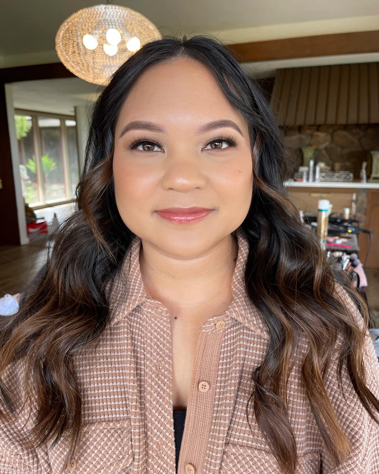 We love it when our clients tells what looks good on them.🥰
.
.
.
Hair by @anniegiabeauty
.
.
#sessionsmakeup #bridesmaiddayof #weddingday #wedding #makeupartist #mua #fallbrookweddings #tivoliitalianvillawedding #tivoliitalianvilla #makeup #makeupartistinfallbrook #dayofwedding #weddinghairandmakeup #dayofhairandmakeup #bigday #hairandmakeupinfallbrook #fallbrookmakeupartist #bridesmaids #bridesmaid #bridesmaidsmakeup #makeupbridesmaids #Fallbrook #fallbrookcalifornia