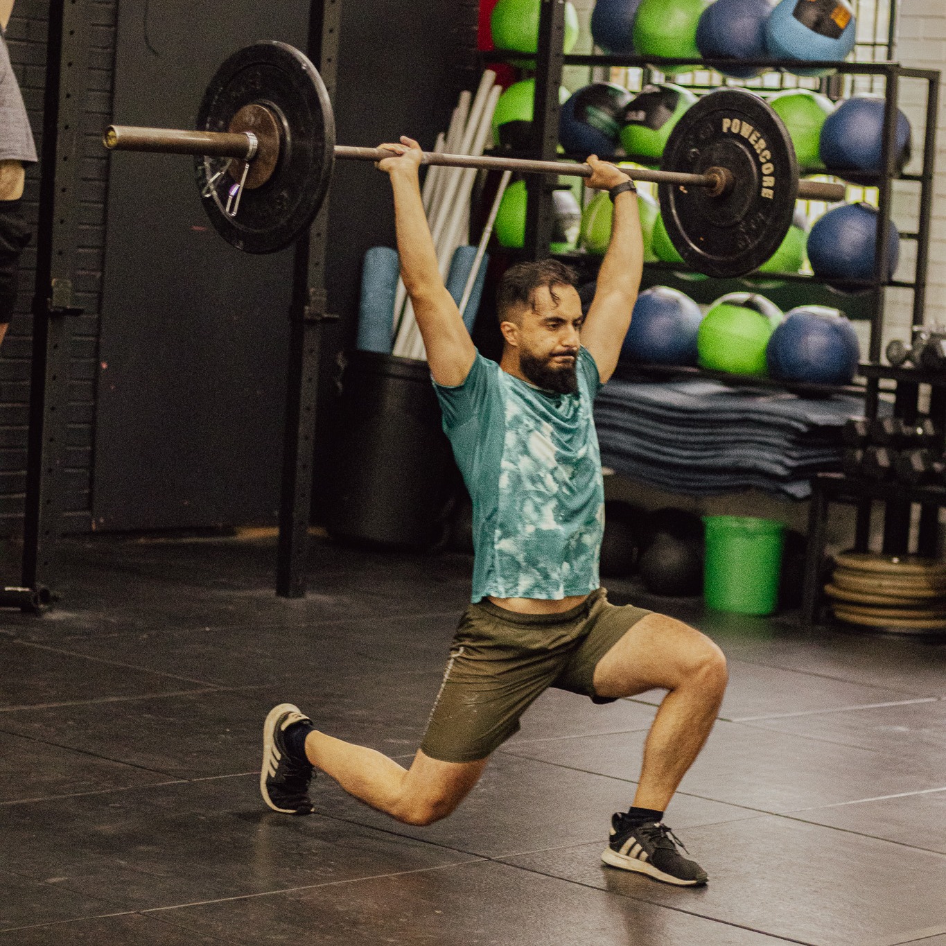 Love/Hate overhead lunges?
