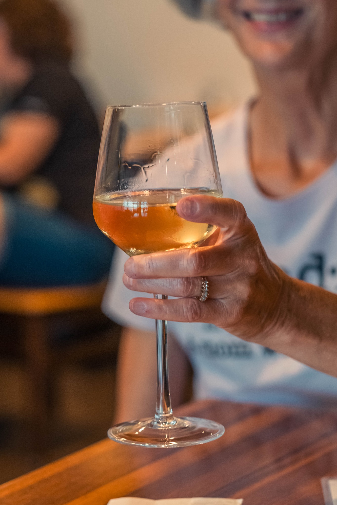 We're gearing up for the D'Sievers! They play on Wednesday, October 23rd from 6-8 PM. Stop in for some good food, drinks, and tunes. You won't want to miss it.
We added some new wines to our list, and we have new beers on tap. Ask your barista for more info!
📸 @thedigitalalchemystcom