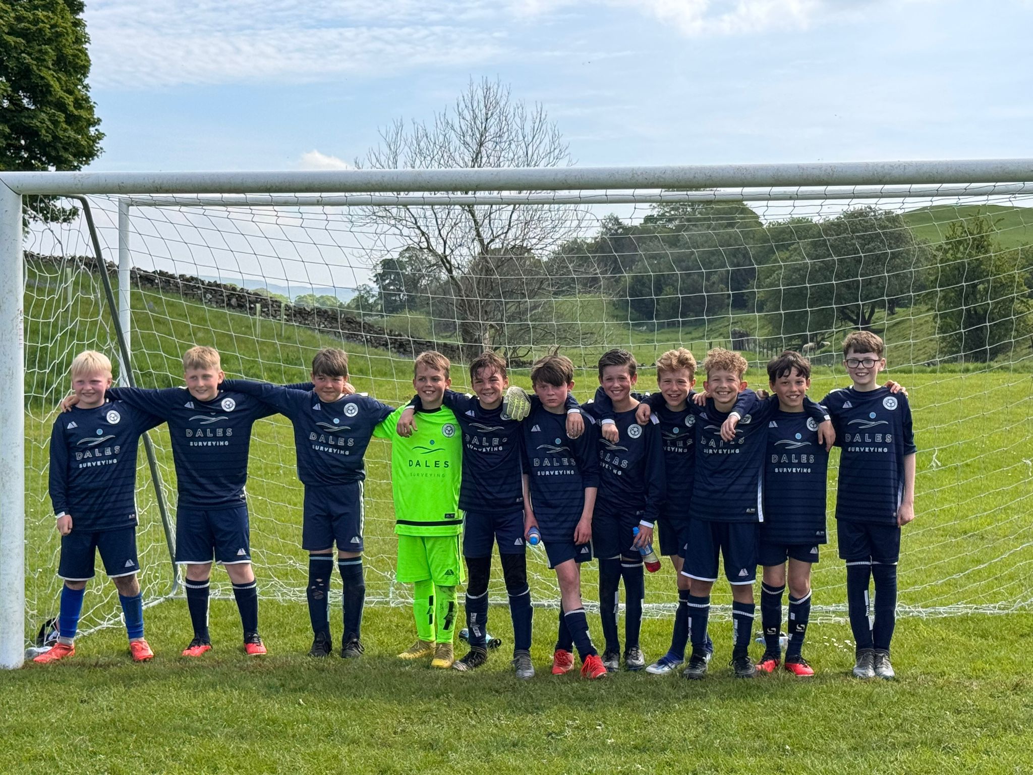⚽Hawes United Junior U11’s Football Team has unveiled its smart new kit and guess who’s the proud sponsor? We are! https://www.dalessurveying.co.uk/
Dales Surveying is delighted to support young talent and grassroots football. The club isn't just about football, it nurtures players, spanning age groups from 6 up to 13. This grassroots club brings together the community and provides local children with a safe and inclusive space to ignite their sporting passion.
We know that sport offers tremendous health and social benefits to children, with the confidence they develop on the pitch helping set them up for future success.
Hawes United Junior U11’s brought home the Hambleton Cup and league double to round off a fantastic 23/24 season.
Let's cheer for the team and hope they score many goals in their fabulous new kit! Here's to a great season ahead!
⚽🎉
#Football #Sponsorship #dalessurveyingltd #SupportLocal #YouthFootball #drone #dronesurveying #drones #dronesurvey #dronemapping #dronedata #dronetechnology #dailynews #dronenews #aerialsurvey #3dmodelling #data #local #hawes #northyorkshire #digitaltwins #surveying #mapping #surveying #motivation #community #dalessurveying #telecoms #leadership #teamwork