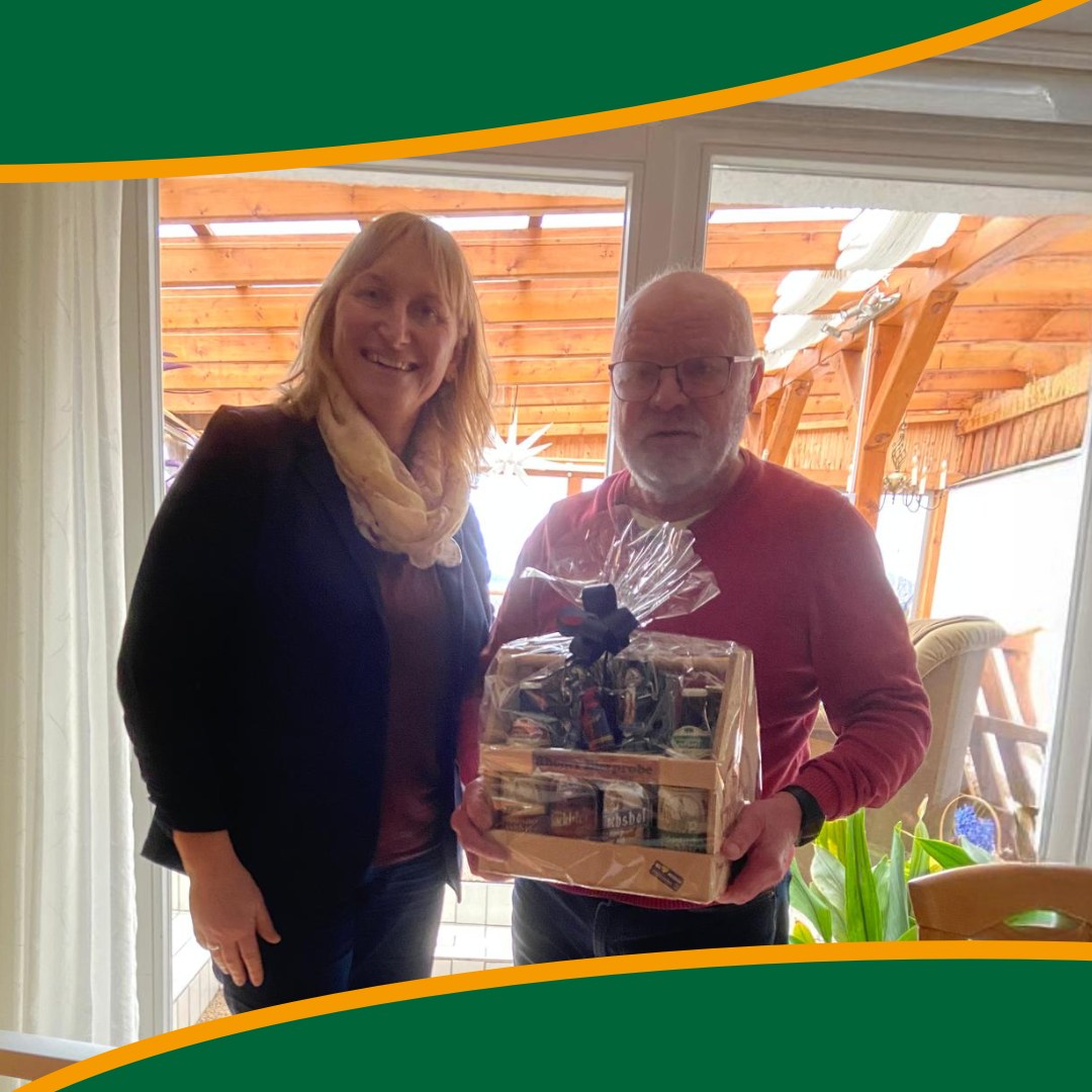 Im Januar feierte unser Mitglied und Vorstandsmitglied Gerd seinen 70. Geburtstag. Als Anerkennung für seine langjährige Tätigkeit im Vorstand wurde ihm ein kleines Präsent überreicht.🎉👏
Wir danken ihm herzlich für seinen Einsatz und wünschen ihm weiterhin Gesundheit und alles Gute! 🍀
#Jubiläum #Vorstand #Feier #rhön #naturboten