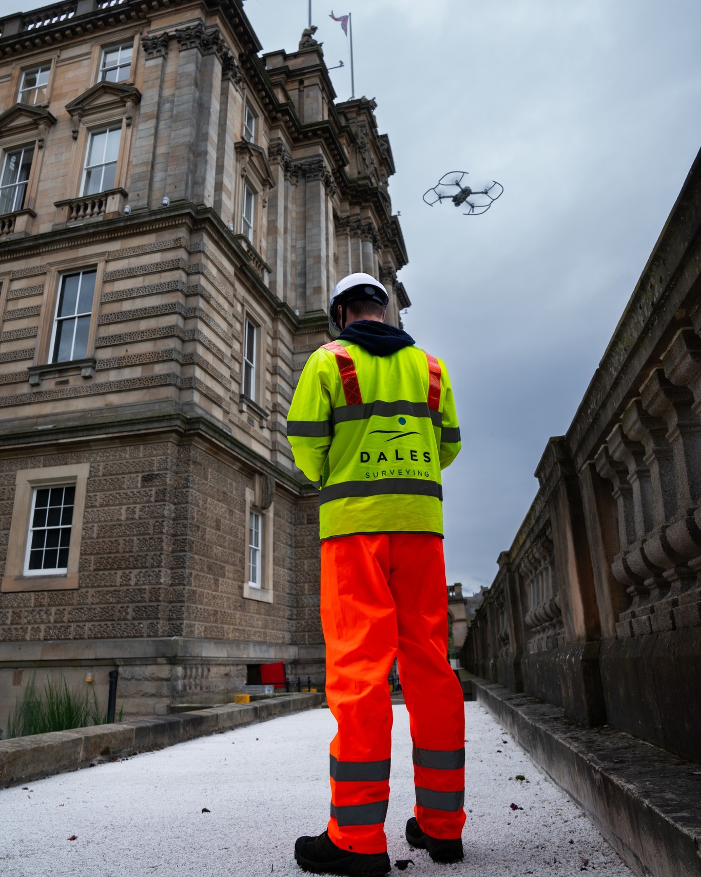 🏙 Reaching new heights with our rooftop inspections 🏙
https://www.dalessurveying.co.uk
#surveying #dronephotography #droneshots #dronelife #yorkshiredales #surveyinglife #dronepilot #dronephoto #surveyingservices #dronefly #drone #rooftop #rooftopsurvey