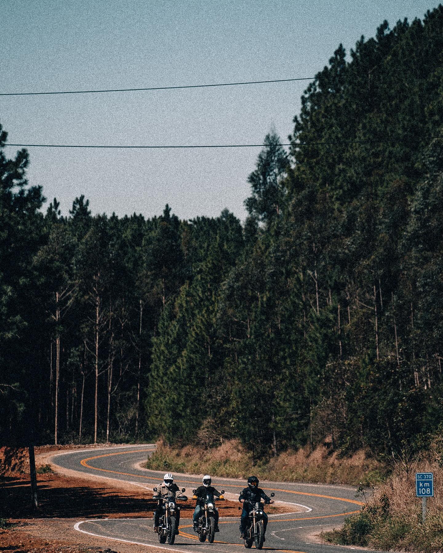 #serradocorvobranco #motocicleta #scrambler #scrambler1200 #fiftyriders