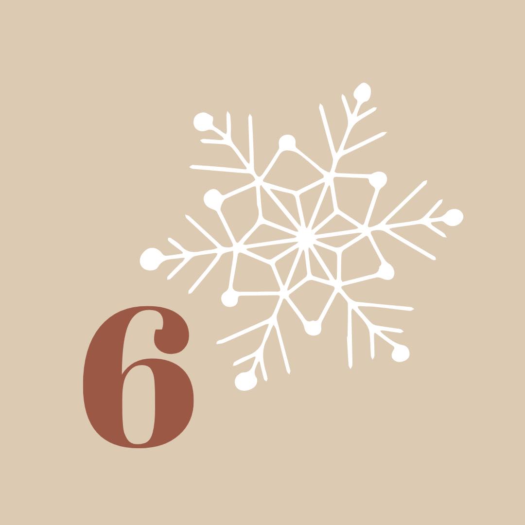 Behind Door Number 6 are these gorgeous Metal and glass Christmas wreaths to bring festive vibes to your home from treetopstudio_
Shop locally this Christmas at Artisan’s Alley t17 Main Street Mornington.
#ShopLocal #australianmade #morningtonpeninsula #mornington #supportlocal #mainstreetmornington