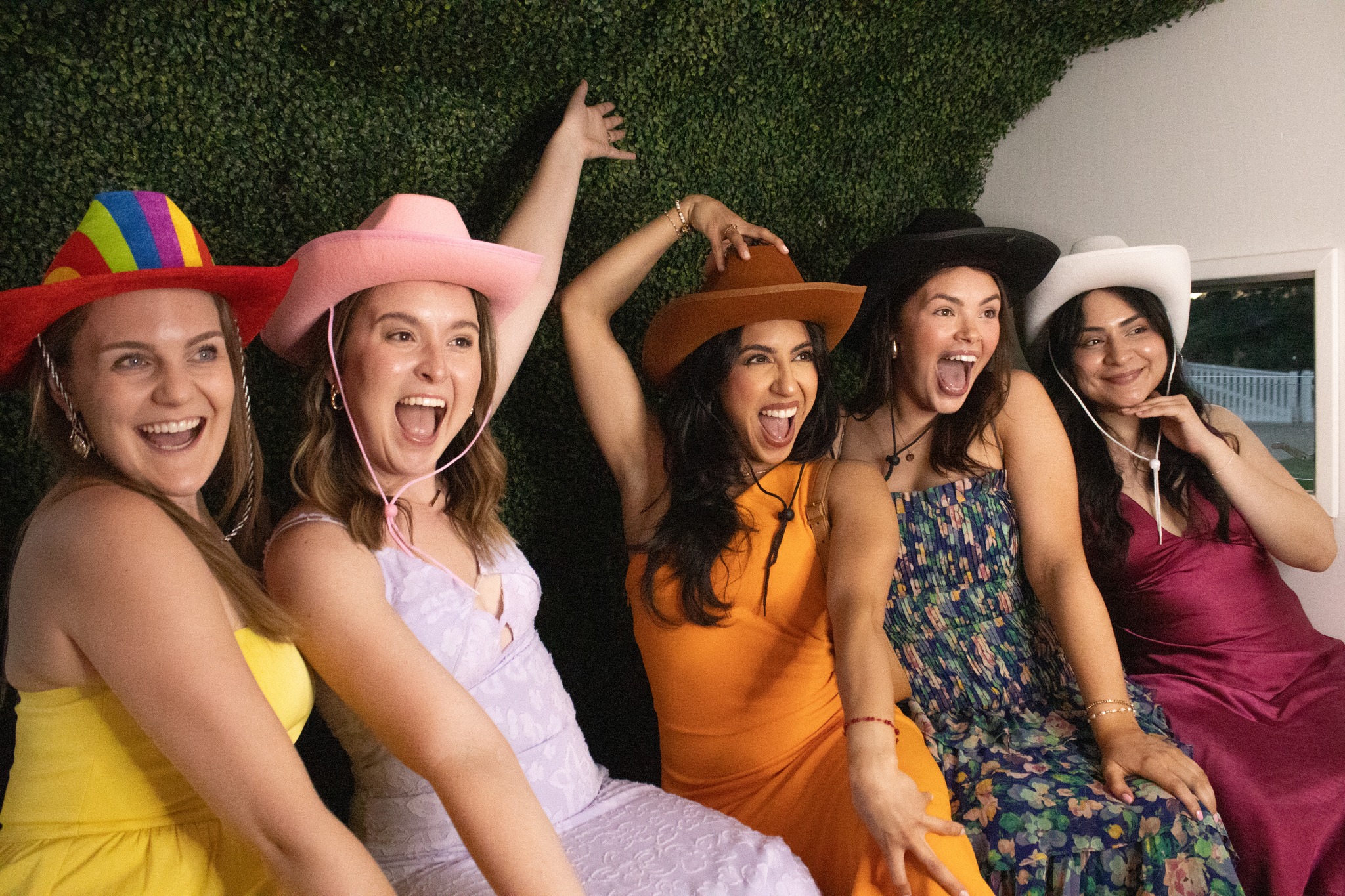 Starting the week off with nothing but smiles 😀
#photobooth #dfwweddings #photoboothtrailer #fortworth #weddings #fortworthweddings