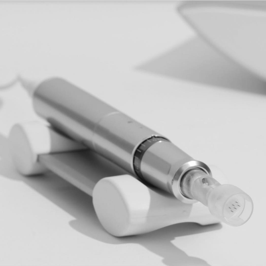 S K I N N E E D L I N G
Uncover your best skin with our EXCEED skin needling treatment in clinic 🙌
Key benefits include
• Improves skins tone & texture
• Reduces pore size
• Minimise the appearance of fine lines
• Increases natural collagen formation
Book in online for a skin needling session with one of our Registered Nurses or a skin needling consultation to learn more about this treatment.
Book online - link in bio
Location: Camberwell & Yarraville