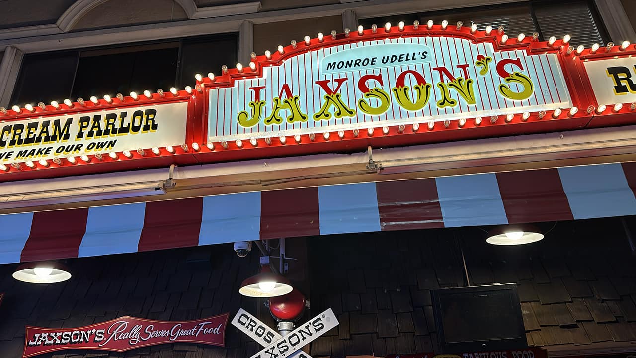 Can’t go wrong here, this spot has been around forever and one of our favorite ice cream spots when here in south Florida
