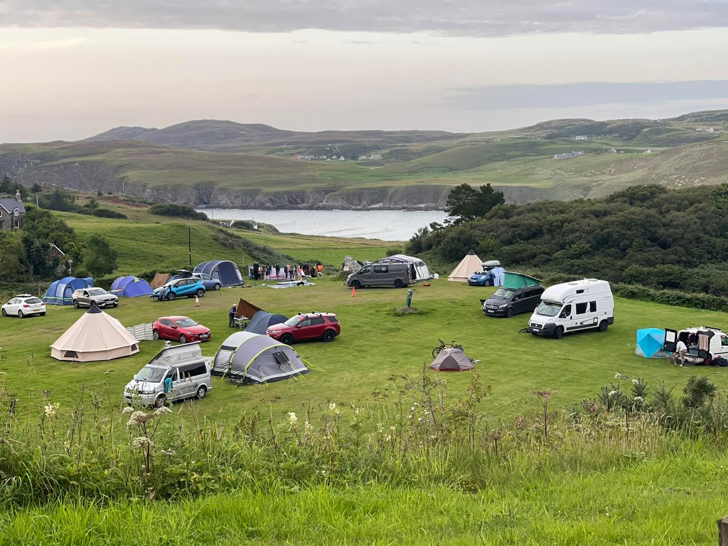 Spending the afternoon down the beach with family today ☀️🏖️
It’s a beautiful day, if you are looking to stay in Bettyhill tonight then arrive any time and pick a place to pitch.
I’ll be down later this evening to collect the fees.
#northcoast #nc500 #visitscotland #vanlife #highlands #scotland #camping #surfing #sutherland