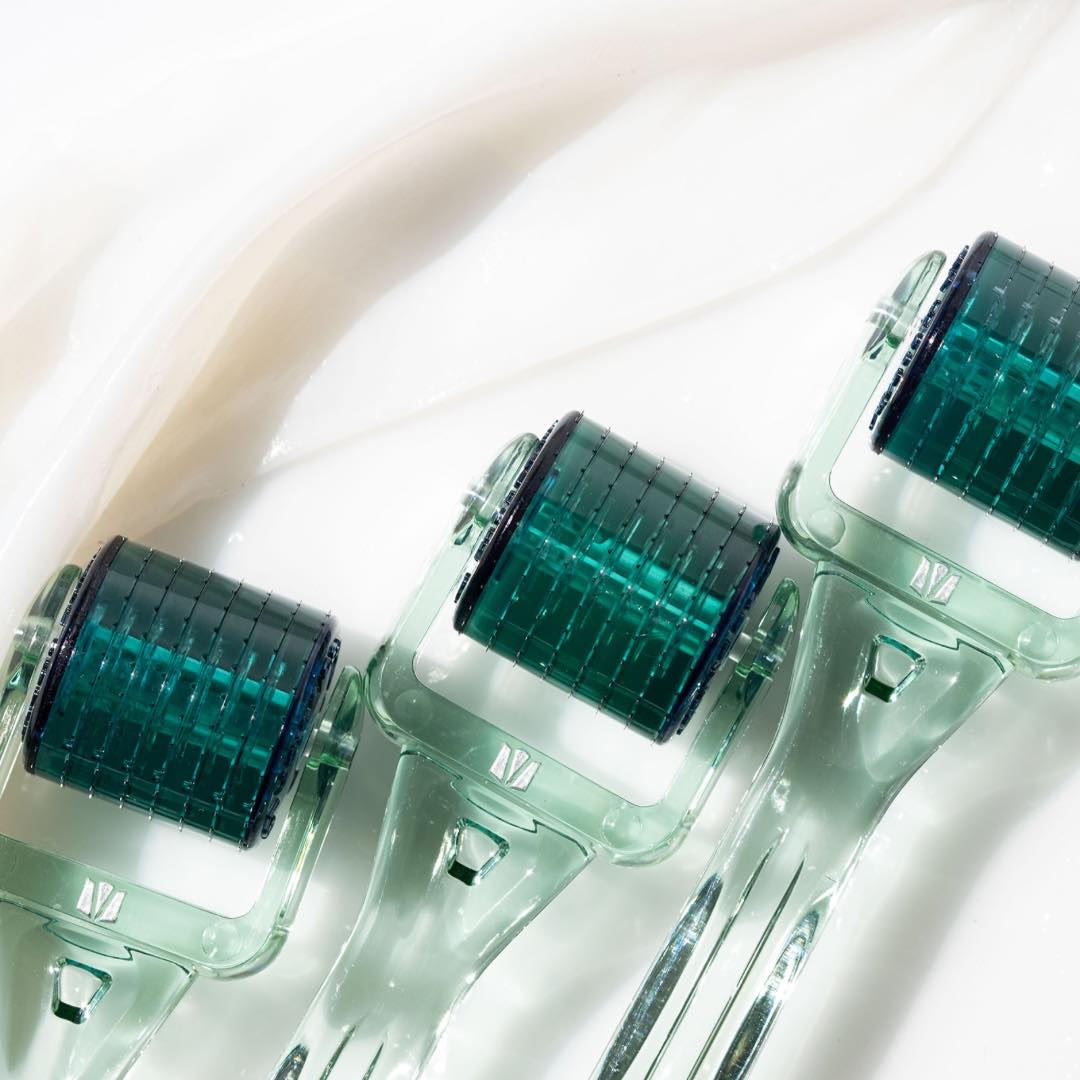 M T S H O M E R O L L I N G
The MTS home roller will help stimulate collagen production through the wound healing that takes place as you roll your 0.2mm or 0.3mm surgical steel micro needles onto your area of concern.
Results in improvements of
• Fine lines
• Wrinkles
• Pigmentation
• Acne Scarring
Mild redness and swelling can occur after your perform this at home treatment.
To find out more information about this product, book online - MTS Home Rolling Consultation and Treatment.
Book online - link in bio
Location: Camberwell & Yarraville