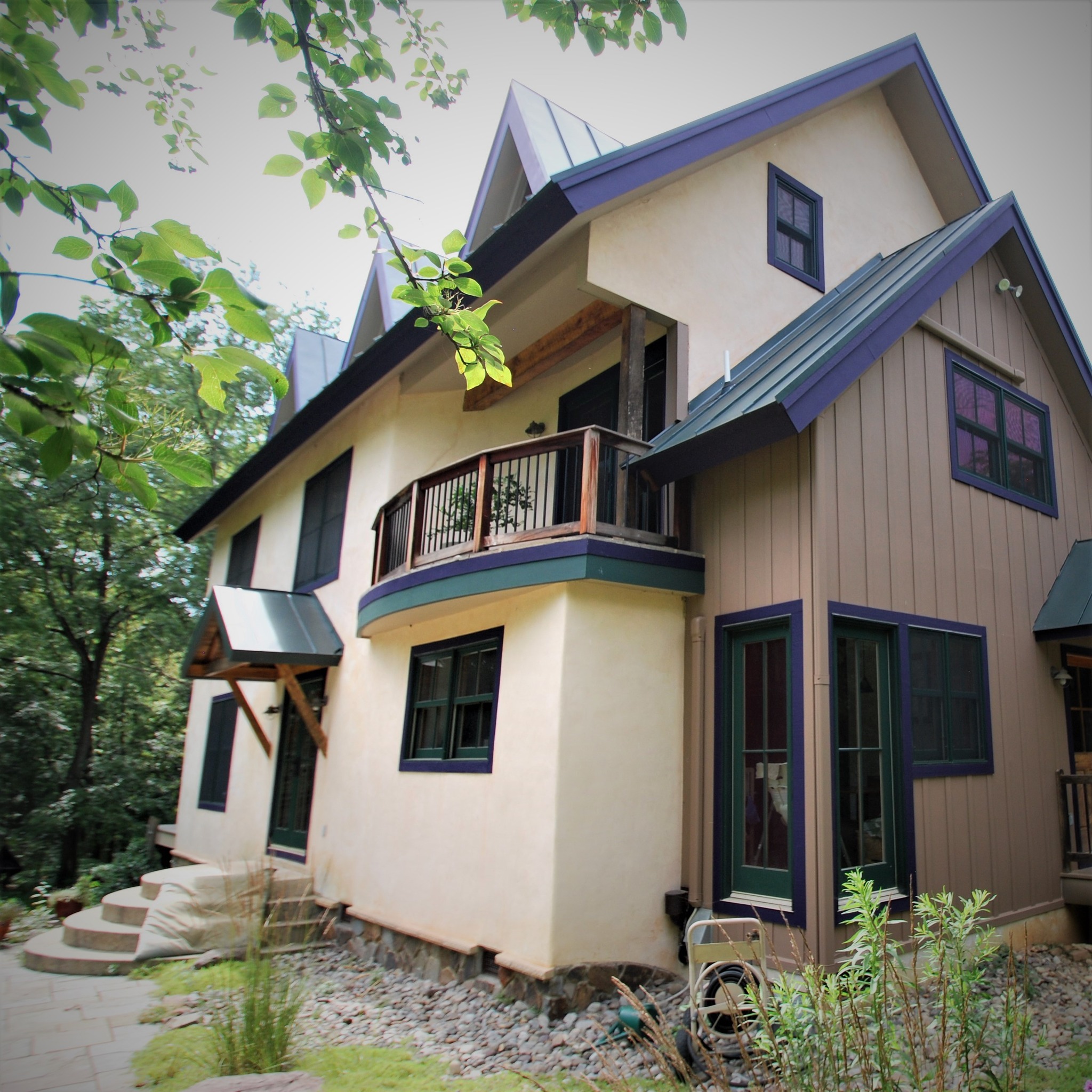 #newsflash...#naturalbuilding meets US building codes.
That's right. You don't need a special exemption permit. And you don't need to move somewhere that doesn't have building codes.
You just need to understand the properties of the materials you are using to ensure that you are applying them in compliance with the codes.
What do I mean?
Mostly this means ensuring that you use insulation between you and the ever-changing outdoors. Insulation slows down the transfer of heat energy. So insulation keeps you warm in winter (or cool in summer) while using less energy. Think down winter jacket and a wool hat.
Natural insulation materials include: #strawbale, #hempcrete, wool, recycled cotton, even blown-in cellulose (which is always local and recycled content in the US). Other materials that provide some insulation include #lightclay and #cordwood
Materials that DO NOT insulate are the heavy ones: stone, #cob, #adobe, #rammedearth. These are #thermalmass materials. They are good at moderating temperatures inside a well-insulated space.
So...as long as you choose insulating materials whenever you plan to use energy to heat or cool...you will meet the building codes with your natural material choices.
#yesyoucan #buildtocode #buildnaturally #naturalbuilding #settingtherecordstraight