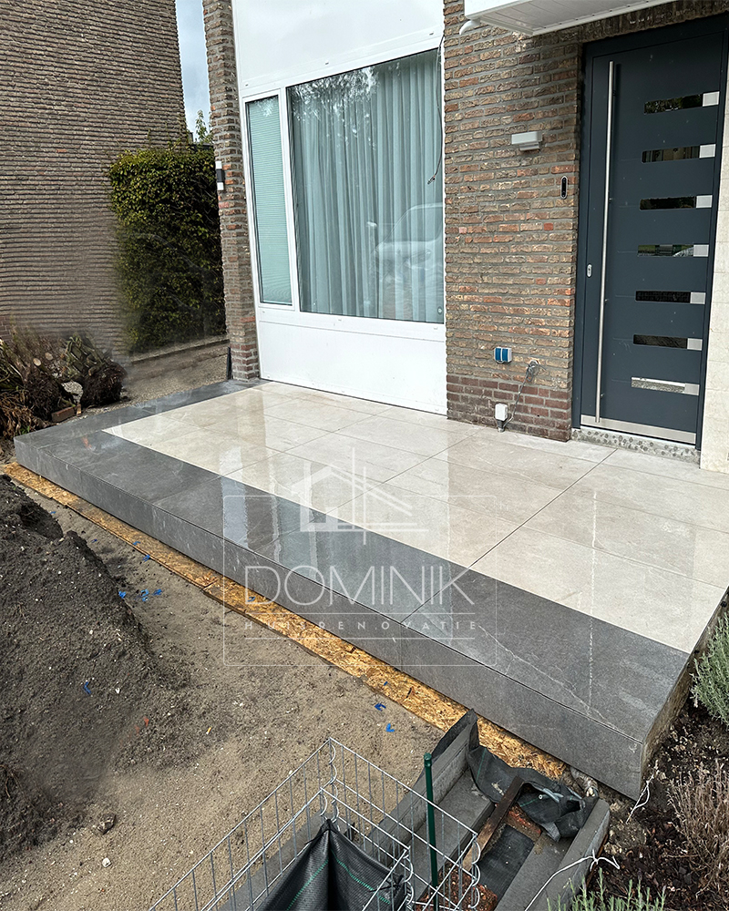 Huis Ingang
#bestrading #beto #betonvloer #grijs #tegelwerk #tegels #aannemer #contractor #amsterdam #denhaag #utrecht #rotterdam #zuidholland #renovation #reconstruction #completerenovation #houserenovation #cozyhome #smartliving