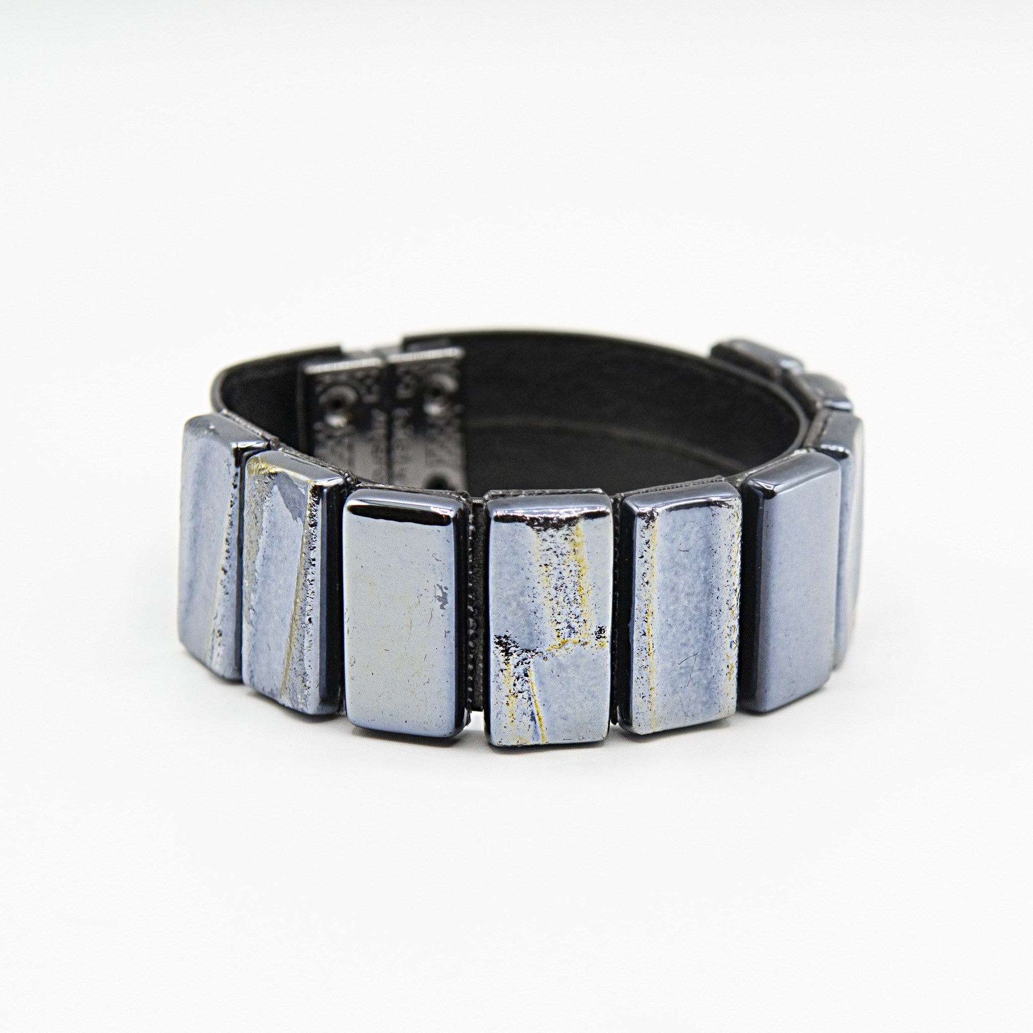 Striking metallic black mosaic glass tiles, this handmade and upcycled piece will add a minimal and elegant addition to your jewellery collection. The bracelet is lightweight and features vegan leather, finished with a magnetic lock clasp closure. Complete the look with matching ring and earrings.
•
Embracing the concept of upcycling, we transform waste construction materials into stunning jewellery pieces that seamlessly transition from architectural wonders to fashionable statements.
•
Check our entire Architectural Jewellery Collection at www.ornamental.co
•
Free UK Delivery for all orders!
•
#statementjewelry #statementjewellery #bracelets #braceletsoftheday #braceletsofinstagram #bracelets #minimal #minimalism #minimalstyle #statementbracelet #geometricdesign #geometricjewellery #jewellerylover #jewelleryaddict #jewellerydesign #jewelry #jewelrygram #jewelryaddict #jewelrydesign #sustainable #sustainabledesign #sustainablefashion #sustainablejewelry #sustainablejewellery #upcycling #upcycledfashion #upcycledjewelry #upcycledjewellery #architecturalcollection #ornamental