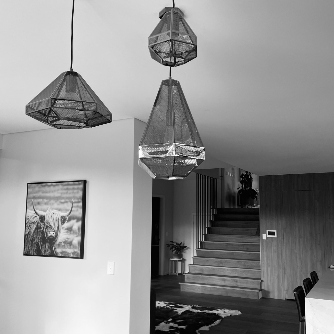 Loving the contrasting finishes in this photo from wooden to metallic to stone to cowhide. Get in touch to discover how I can help you achieve your interior design goals. #ditaylorinteriors #interiordesign #homedecor #interiordesigner #decoration #interiorstyling #homesweethome #inspiration #interiordecorating #sydneyinteriordesigner