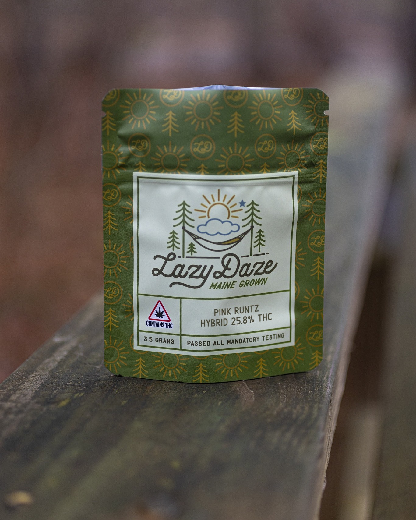 Lazy Daze vibes, anytime, anywhere. 🌞🌲 Meet Pink Runtz—your go-to companion for those laid-back Maine afternoons. With a hint of adventure in every pack, why wait for the weekend?
@lazydazemaine #holisticwellness #lazydaze #wegotyou #flower #maine #cannabis #mainegrown #cannabisdiscovery #relaxwithcannabis #mainecannabiscommunity