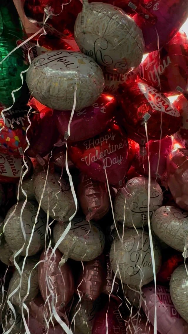 Project Beautiful was honored to host its second annual 🩷 Valentine’s Day Breakfast 🩷supporting 16 mothers and their children residing at Hope Residence at @evasvillage in Paterson, New Jersey! Hope Residence is one of three halfway houses in New Jersey that allows mothers to stay with their children during the recovery process. A very special “THANK YOU!” to @montclairdiner who donated the delicious hot breakfast food 🍽️🥞🥓 and @rabblerise (Montclair Bread Company) who donated yummy donuts 🍩and hot coffee! ☕️All of the women in attendance received Beautiful Bags 🛍️ filled with products donated from @dove @sheamoisture @loccitane and @jonesroadbeauty as well as fun, self care items - face masks, foot masks, hair accessories, vitamins, nail polish and more! Their children each received personalized gifts and dental care products generously donated by @montclairpediatricdental 🪥 It is so beautiful to be able to put smiles on the faces of those who are so deserving of love and support and working hard to make a better life for themselves and their families. More pictures to come, but here is a little recap of our morning set up. Shout out to Hope Residence’s house manager, Ms. C., who has dedicated her life to helping those in need! 🩷❤️