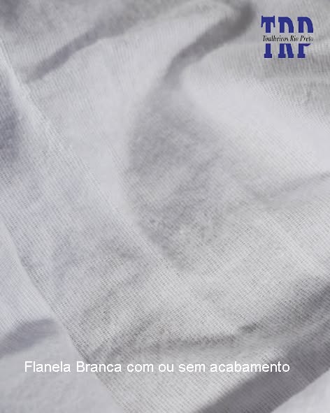 A flanela é altamente valorizado para limpeza devido à sua maciez e capacidade de absorção, tornando-o eficaz na remoção de sujeira e líquidos sem riscar superfícies. Sua durabilidade e resistência o tornam ideal tanto para uso doméstico quanto industrial, onde é amplamente utilizado em tarefas de limpeza, polimento e manutenção, garantindo resultados de alta qualidade em diversas aplicações.
