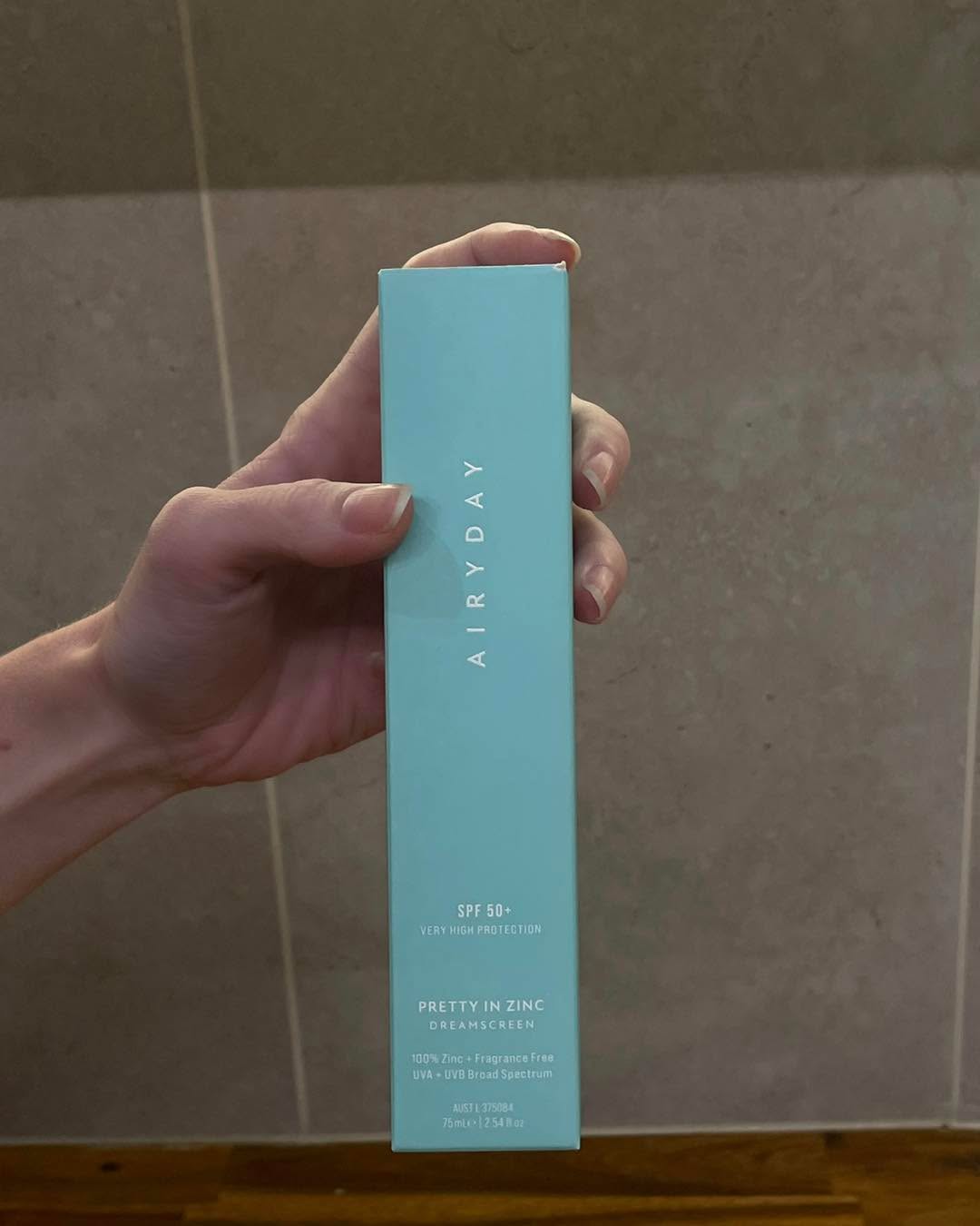 An everyday essential item ✨
Coming into winter and these ‘cloudy days’ the sun is still able to cause damage just as much as it can in summer. Remember to use your SPF daily 🧴