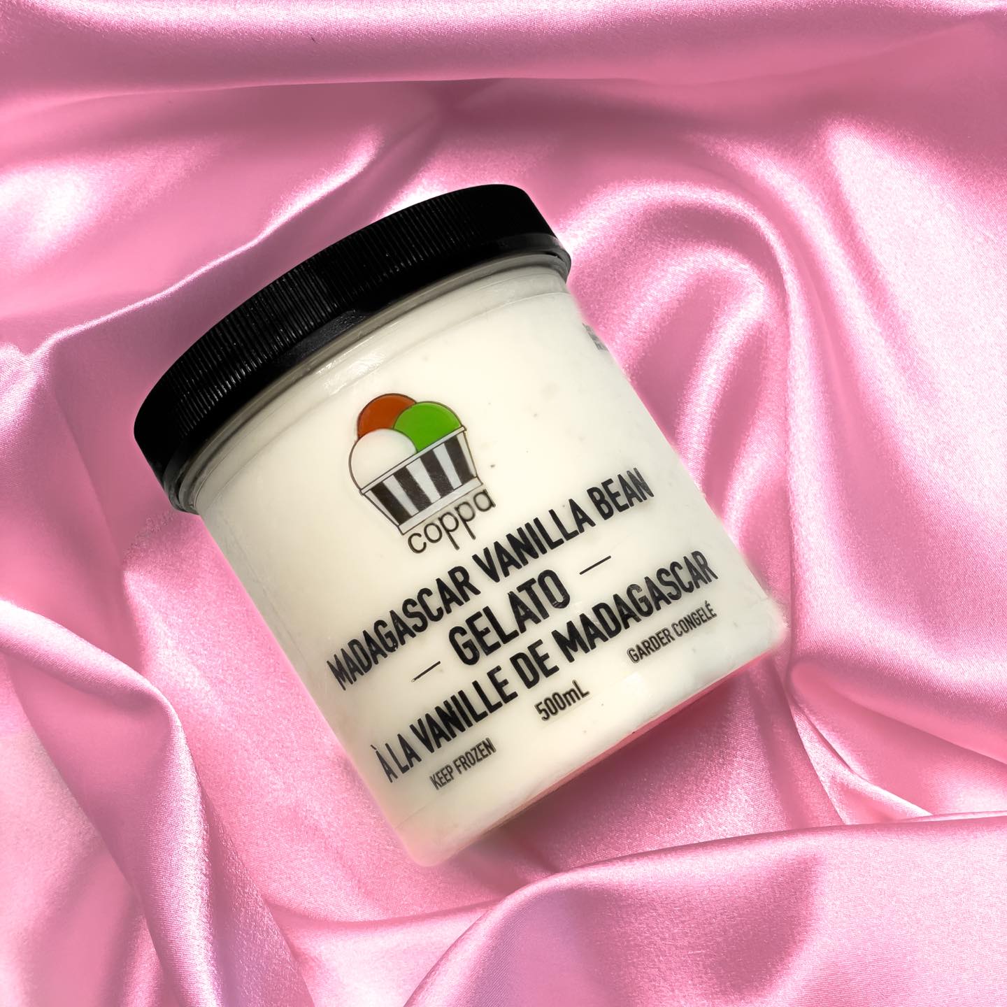 🎀 Embrace the dreamy swirls of our Madagascar Vanilla Bean Gelato in your hand, and feel like a modern-day Barbie in her Gelato wonderland! 💕✨ Just like Barbie's endless adventures, this flavour takes you on a new journey of discovering what Vanilla ice cream REALLY tastes like! 🌈 Whether it's twirling in a candy-coated dress, or exploring the world with endless curiosity, savour every moment like this classic gelato flavour – timeless and delightful! 😍💫 Happy Vanilla Ice Cream Day!
#barbieheimer #barbie #VanillaIcecreamDay #LondonOn #EatLocal #ldnont #SobeysLookForLocal #Foodstagram #Foodie #FoodInspo #TheCoppa #CanadianFoodie #ASmileInEveryCup #LondonOnEats #OntarioMade #Happy #Family #FamilyBuisness #Gelato