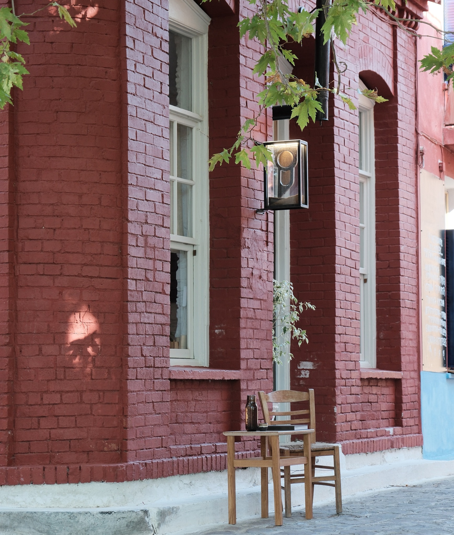 At Koukos de Lab, we embrace the art of slow living. ✨🌿
We believe everyone deserves to live their best life—a life that’s deeply rooted in simplicity and connected to nature. 🌱
For us, nature is the ultimate source of inspiration, offering beauty, tranquility, and endless creativity.
Join us on this journey to embrace the #SlowLiving philosophy. Let’s create a life filled with meaningful moments and a deep connection to the natural world. 🌳
Στην Koukos de Lab αγκαλιάζουμε την έννοια του slow living. ✨🌿
Πιστεύουμε ότι όλοι αξίζουμε να ζούμε την καλύτερη εκδοχή της ζωής μας—μια ζωή που είναι βαθιά ριζωμένη στην απλότητα και συνδεδεμένη με τη φύση. 🌱
Για εμάς, η φύση είναι η απόλυτη πηγή έμπνευσης, προσφέροντας ομορφιά, γαλήνη και ατελείωτη δημιουργικότητα.
Ελάτε μαζί μας σε αυτό το ταξίδι, για να αγκαλιάσουμε τη φιλοσοφία του #SlowLiving. Ας δημιουργήσουμε μια ζωή γεμάτη ουσιαστικές στιγμές και βαθιά σύνδεση με τον φυσικό κόσμο. 🌳
Photography: @george_komvokis
#SlowLife #LiveSlow #EmbraceNature #NatureInspired #KoukosDeLab #KoukosPhilosophy #KoukosLifestyle #KoukosMindset