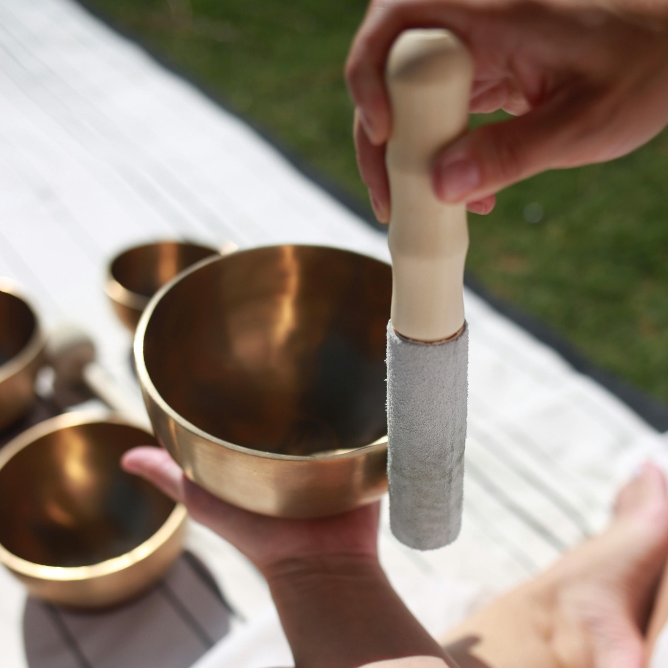 I offer in person and virtual sessions. Distant sessions are just as powerful and effective. Your energy field, or aura, is an interconnected web of subtle energies surrounding your physical body. Through distant, I tap into this field, sensing areas of imbalance. By transmitting healing energies, I support your natural self-healing processes, restoring equilibrium and vitality. Thanks to my virtual sessions, I work with clients all over the world.
#subconsciousreprogramming #subconsciousprogramming #subconsciousmind #manifestingdreams #manifestyourdreams #manifestabundance #meditation #reprogramming #CreateALifeYouLove #superconscioushealing