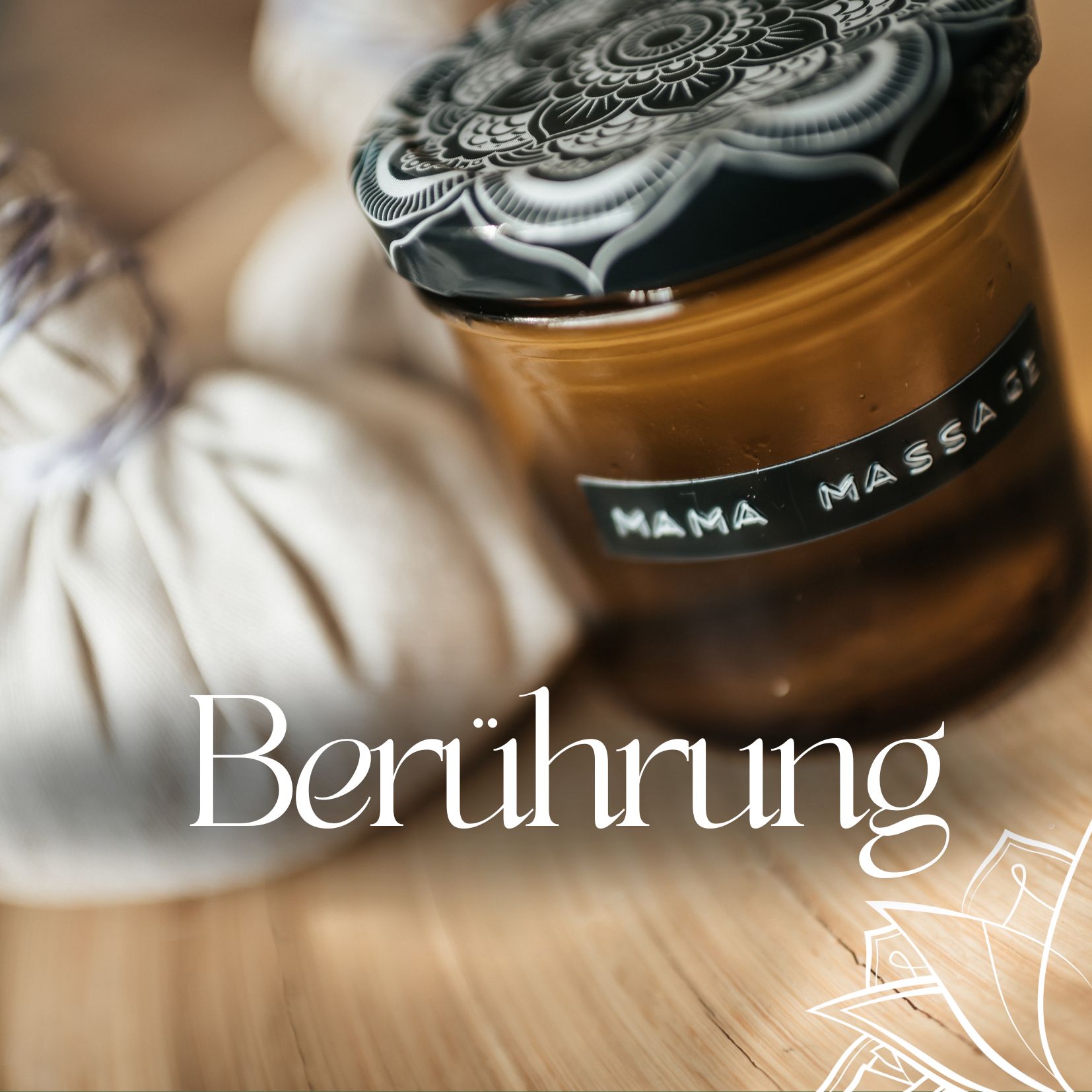 🤲 Berührung ist lebenswichtig.
👍Berührung kann Heilung unterstützen und uns helfen gesund zu bleiben. Körperlich, aber auch seelisch.
🤝Berührung ist wertvoll und wenn sie achtsam und mit Hingabe gegeben wird, ein Geschenk.
🙏Berührung ist Balsam für unseren Körper, unseren Geist und unsere Seele.
👐Berührung baut Stress sowie Ängste ab und kann uns tief entspannen.
Wann wurdest du das letzte mal berührt? Was bedeutet Berührung für dich? Wann hast du das letzte Mal einen anderen Menschen liebevoll und mit Hingabe berührt?
Ich liebe es Berührungen zu schenken (und wer schon einmal bei mir zu einer Massage war, kann das bestimmt unterschreiben) - das kannst du spüren!
Ich lade dich ein dich berühren zu lassen! Dich zu nähren! Dich halten zu lassen! Und hingebungsvolle, achtsame Berührungen zu empfangen. Erlebe wie wohltuend eine Massage sein kann.