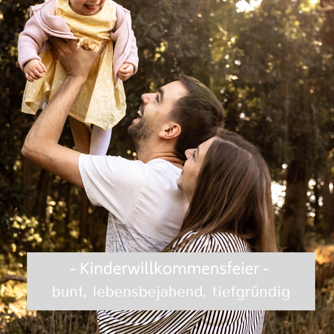 🌈 Kinderwillkommensfeier 🌈
NEUER BLOGBEITRAG
Die Geburt eines Kindes - neues Leben - ist etwas WUNDERbares. Ein Wunder, dass besondere Aufmerksamkeit und eine Feier verdient hat.
Ein Kinderwillkommensfest ist damit eine bunte, lebensbejahende, tiefgründige und persönliche Alternative zur Taufe. So hat das Kind, die spätere Entscheidungsfreiheit in alle Richtungen. Plant für eine Vorbereitungszeit von ca. vier bis sechs Wochen ein.
In meinem Blogpost findet ihr viele Infos rund um das Willkommensfest. Schaut doch mal vorbei und lasst ein Like und vielleicht sogar einen Kommentar da.
https://www.worte-fuer-die-ewigkeit.de/post/willkommensfeiern-ein-schöner-start-ins-leben-einführung-in-die-tradition-von-willkommensfeiern-f
Bild: @liesabaier_fotografie
#kinderwillkommensfest #kinderwillkommensfeier #kinderwillkommen #freieredner #freietaufe #taufe2024 #bunt #momentediebleiben #taufkerze #Familie #Liebe #schwanger #geburt #wortefuerdieewigkeit