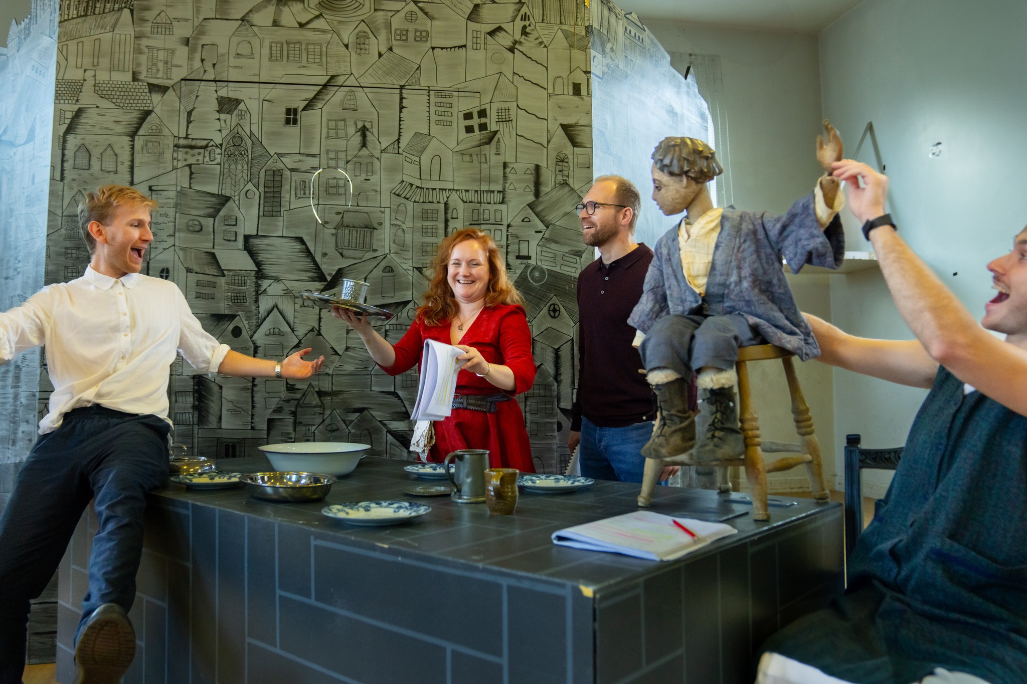 R E H E A R S A L S 📸
Take a sneak peek into our 'A Christmas Carol' rehearsal room. We open in under 2 weeks and we are so excited to share this thrilling, moving and festive production with you all 🎄🕯🎭
Touring to@ntnostell @stanleyarts.uk @southwoldartscentre @carlton_towers @ryecreativectr @berkeleycastle @eastriddlesdenhall_nt @torreabbey #redruthwesleychapel & @briarhousebarns this winter.
📷 Credit: Colin J Smith @colinjsmith