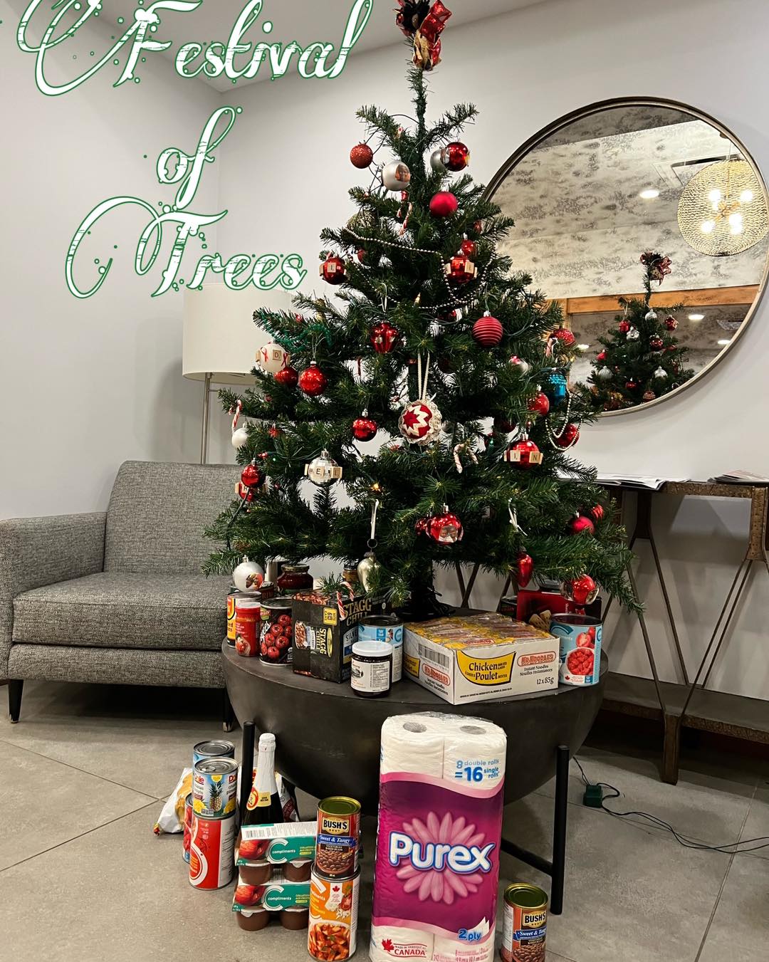 Please help us support our communities and bring in a non perishable item for our local food bank.
festival of trees - Salt Spring Island
#harbourhousessi #saltspringisland #christmas2022 #staycation #fundraiser #foodbank #community