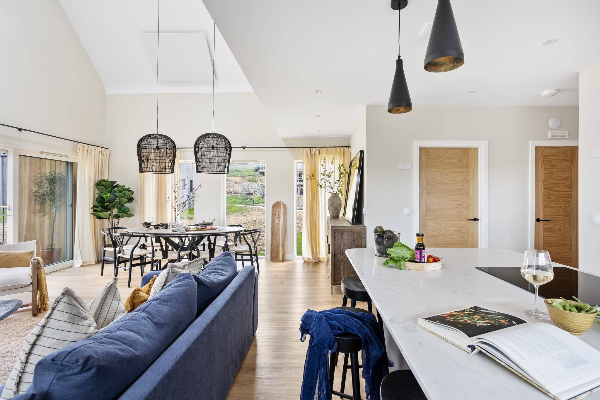 Open-plan layouts, featuring a fantastic kitchen and dining area, are ideal for socializing, with sliding doors opening onto the terrace, they create the perfect space for the whole family to come together.
With it's stunning countryside setting and Woolacombe Bay on its doorstep, this beautiful eco home is what dreamy coastal escapes are made of.
🔗 Follow the link in our bio to book your dream coastal getaway.
#Willingcott #Woolacombe #EscapeToTheCoast #DevonHoliday #DevonEscape #CoastalEscape #SummerHolidays #DogFriendlyStaycation #NorthDevonCoast #LuxuryLiving
