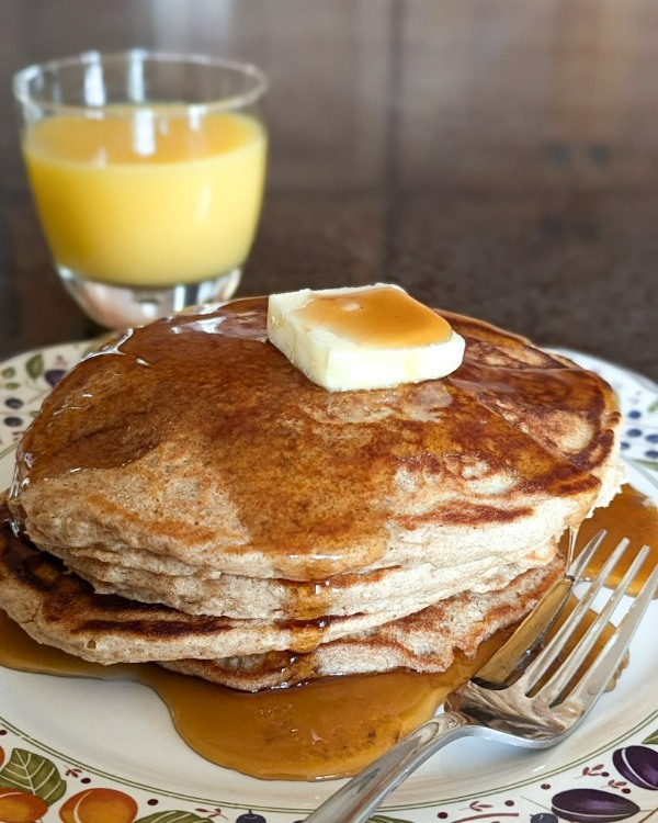 We’re whipping up whole grain pancakes this morning 🥞 What's your favorite pancake topping(s)?
Ready for nutritious, flavorful pancakes? Order local flour online for Friday pick-up at the farm! We'll include our go-to recipe with every whole grain order.
👉 lone-mountain-farms.square.site
