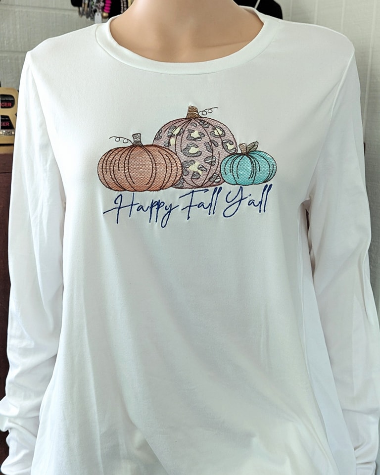 Pass me a pumpkin spice latte!!!
🤪
#tryingsomethingnew #embroideryart #sewinglife #embroidered #customapparel #happyplace #cltdesigner #pumpkinseason #fall #damngoodstitch