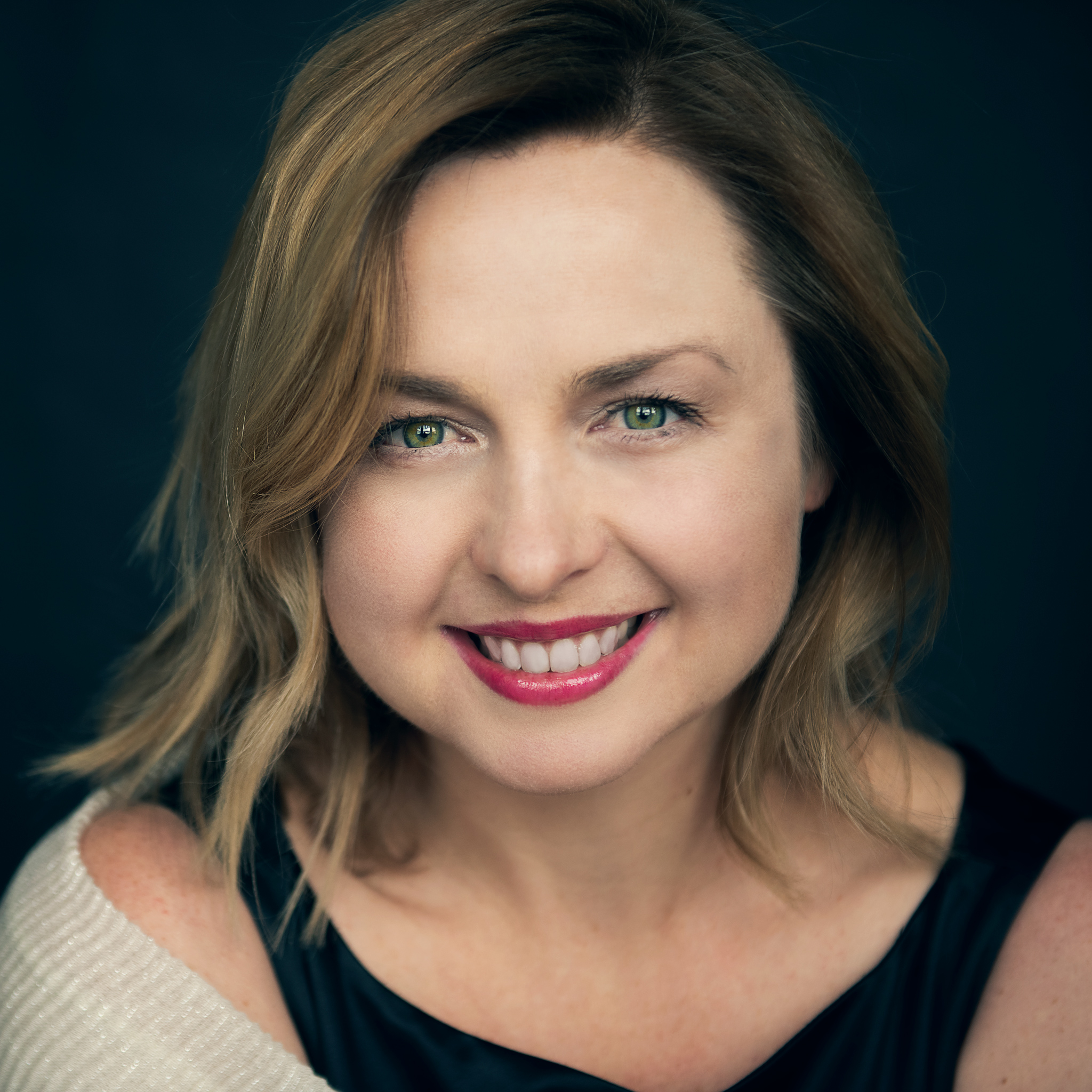 ⭐ THROWBACK THURSDAY ⭐ - SWAP'ra Interviews Summer Edition 😎
The SWAP'ra Team is having its first proper Summer break... but we have a wealth of life-giving interviews with inspiring artists from the opera world - women, parents, carers... And we're featuring them during the Summer for your enjoyment!
First on the list is this fabulous woman, @hollyjmathieson - conductor extraordinaire who gave this compelling interview as one of the first people we asked. Holly has since become a parent in 2022! Read it here: https://bit.ly/holly-interview or click the link in our bio and visit 'Interviews' under 'Resources'.
#inspiringwomen #conductor #opera #swapra #genderequality #music #interview #muso #operaconductor #femaleconductors #tarmovie #classicalmusic #conducting #musicians #female #womeninarts #hollymathieson #maestro #maestra #orchestra