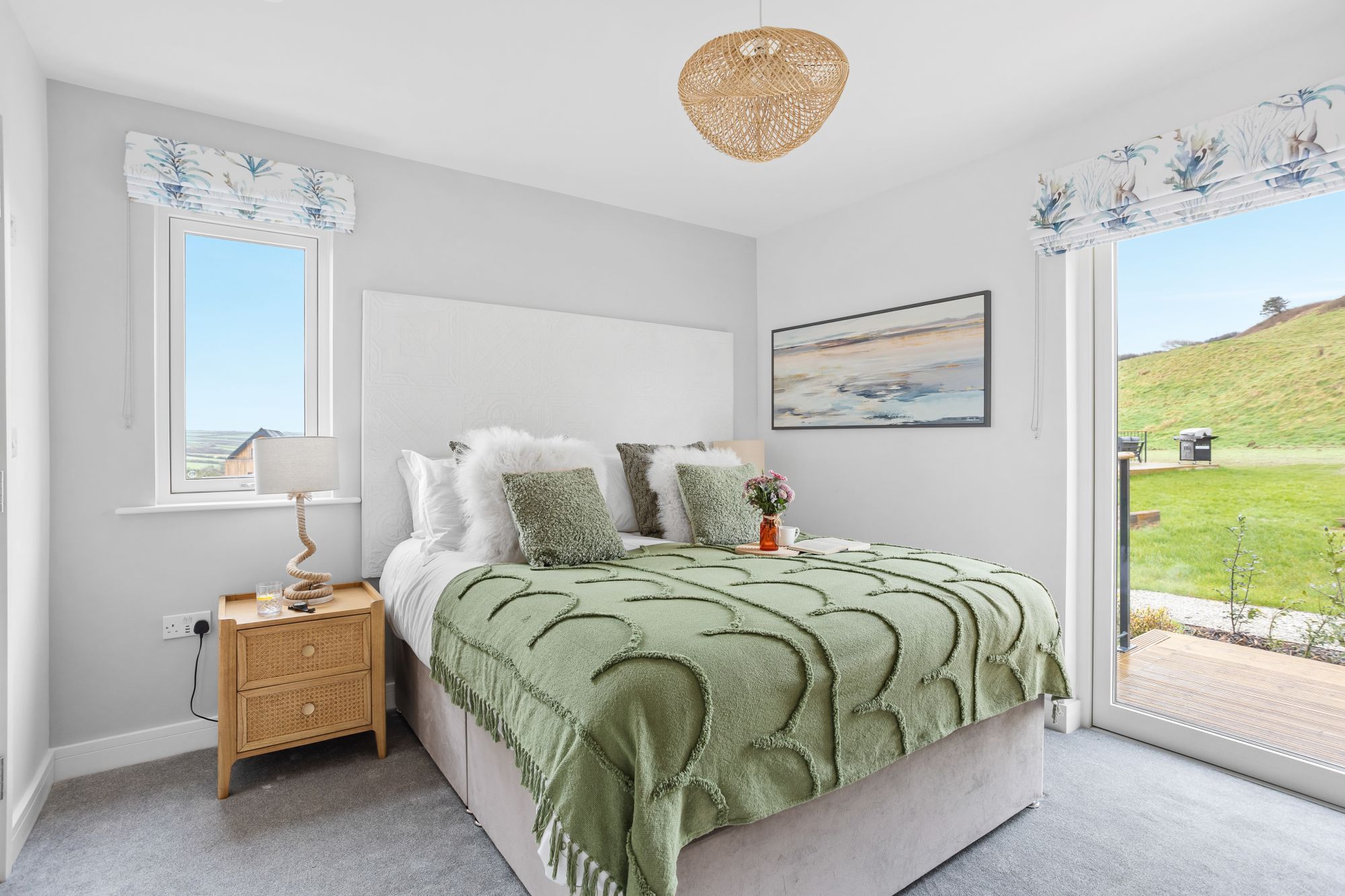 At Willingcott, our beautifully crafted properties offer the epitome of coastal living. 🌊
Four bedrooms and three bathrooms mean there’s more than enough space for all to be comfortable, with the furnishings and decor evoking a sense of modern coastal chic that combine soothing colours with tasteful touches of nautical inspiration.
#Willingcott #Woolacombe #EscapeToTheCoast #DevonHoliday #DevonEscape #CoastalEscape #SummerHolidays #DogFriendlyStaycation #NorthDevonCoast #LuxuryLiving