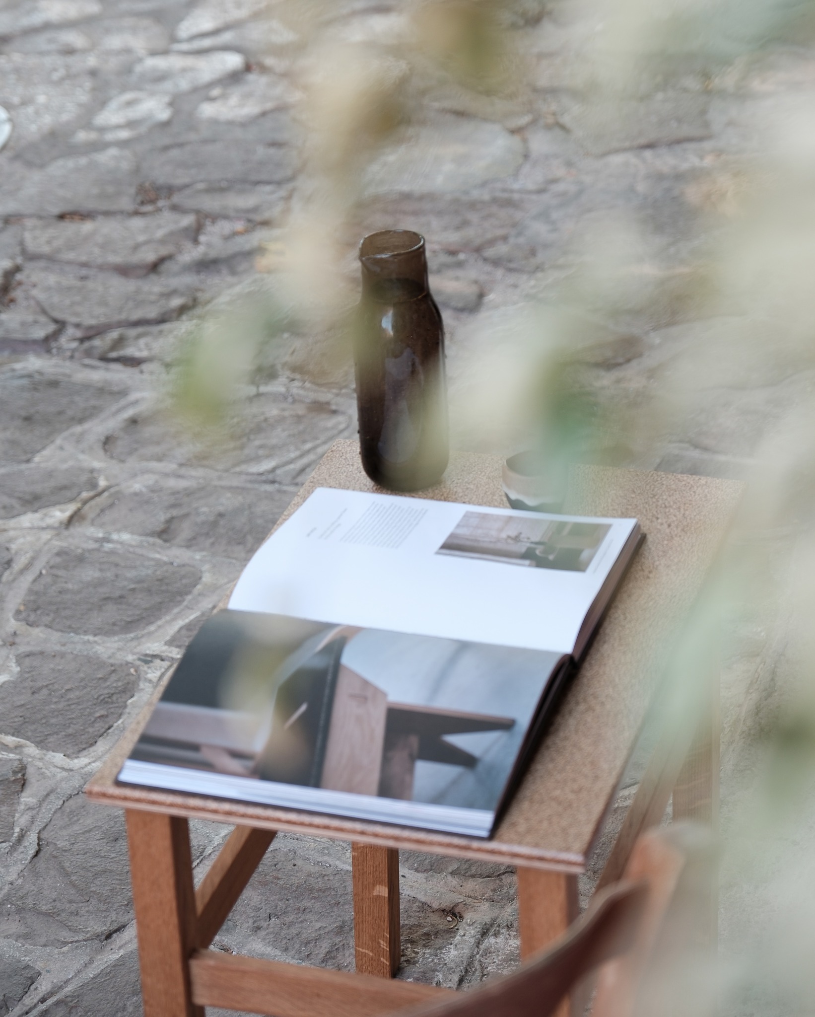 A Proud Milestone for Koukos de Lab! ✨
We are beyond excited and honored to share one of our proudest moments of 2024: Koukos de Lab has been featured in The Greek Foundation Vol. 03! 🎉
This recognition means so much to us as we strive to create pieces inspired by nature, simplicity, and timeless design. Being included in such a prestigious publication highlights our commitment to craftsmanship, sustainability, and the philosophy of slow living. 🌿
A heartfelt thank you to The Greek Foundation for embracing our vision and sharing our story with the world. To all of you who believe in what we do—this achievement is also yours.
Here's to more creative journeys and shared inspirations in 2024!
Ένα Ορόσημο για το Koukos de Lab! ✨
Είμαστε απίστευτα ενθουσιασμένοι και τιμή μας να μοιραστούμε μία από τις πιο περήφανες στιγμές μας για το 2024: Το Koukos de Lab παρουσιάστηκε στο The Greek Foundation Vol. 03! 🎉
Αυτή η αναγνώριση σημαίνει τόσα πολλά για εμάς, καθώς προσπαθούμε να δημιουργούμε κομμάτια εμπνευσμένα από τη φύση, την απλότητα και τον διαχρονικό σχεδιασμό. Η συμπερίληψή μας σε μια τόσο σπουδαία έκδοση αναδεικνύει τη δέσμευσή μας στην τέχνη, τη βιωσιμότητα και τη φιλοσοφία του αργού τρόπου ζωής. 🌿
Ένα μεγάλο ευχαριστώ στο The Greek Foundation που αγκάλιασε το όραμά μας και μοιράστηκε την ιστορία μας με τον κόσμο. Σε όλους εσάς που πιστεύετε σε αυτό που κάνουμε—αυτό το επίτευγμα είναι και δικό σας.
Photography: @george_komvokis
#KoukosDeLab #TheGreekFoundation #ProudMoment #DesignRecognition #Sustainability #NatureInspired #SlowLiving #Craftsmanship #2024Milestones