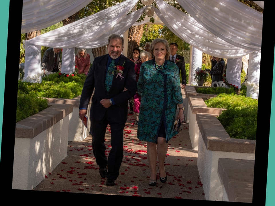 Here's the update on the as seen on tv jacket.
Thank you so much for allowing me to make your jacket!
🎉 Congratulations to the newly weds🎉
#shesaseamstressherself #beautiful #custommade #asseenontv #jacket #motherofthebride #weddingphotos #congratulations