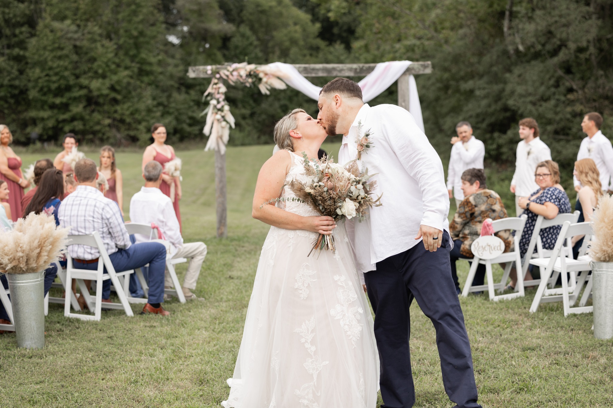 Bride-to-be? ๐ In honor of our 10-year anniversary, book your 2025 wedding by March 31st to save $500 on our Traditional Wedding Package!
๐ Say "I Do" where historic charm meets rustic romance, on our family farm in Maryland with space for up to 200 guests.
๐พ Flexibility to work with any licensed caterer and supply your own alcohol for the bar - cheers to making it your own!
โ
On-site coordinator to ensure your day runs smoothly, plus plenty of space for parking and outdoor activities on our acreage.
๐ Dance the night away with your loved ones on our barn's authentic, well-maintained floor! Constructed in the 1930s and lovingly preserved, our former tobacco barn remains a notable piece of Southern Maryland's rich history.
๐ฅฐ Dream big! And remember, wedding planning should be fun, so don't forget to take a deep breath and enjoy all the little moments and decisions. You got this!
๐
Contact us now to schedule a tour and secure your date โจ Info at blissinthebarn.com (LINK IN BIO)
๐ธ @hadamsphotography
#blissinthebarn #southernmarylandweddings #barnwedding #rusticwedding #marylandweddingvenue #authenticbarn #marylandweddings #marylandvenues #bridetobe2025 #marylandwedding #laplatamd #marylandhistory