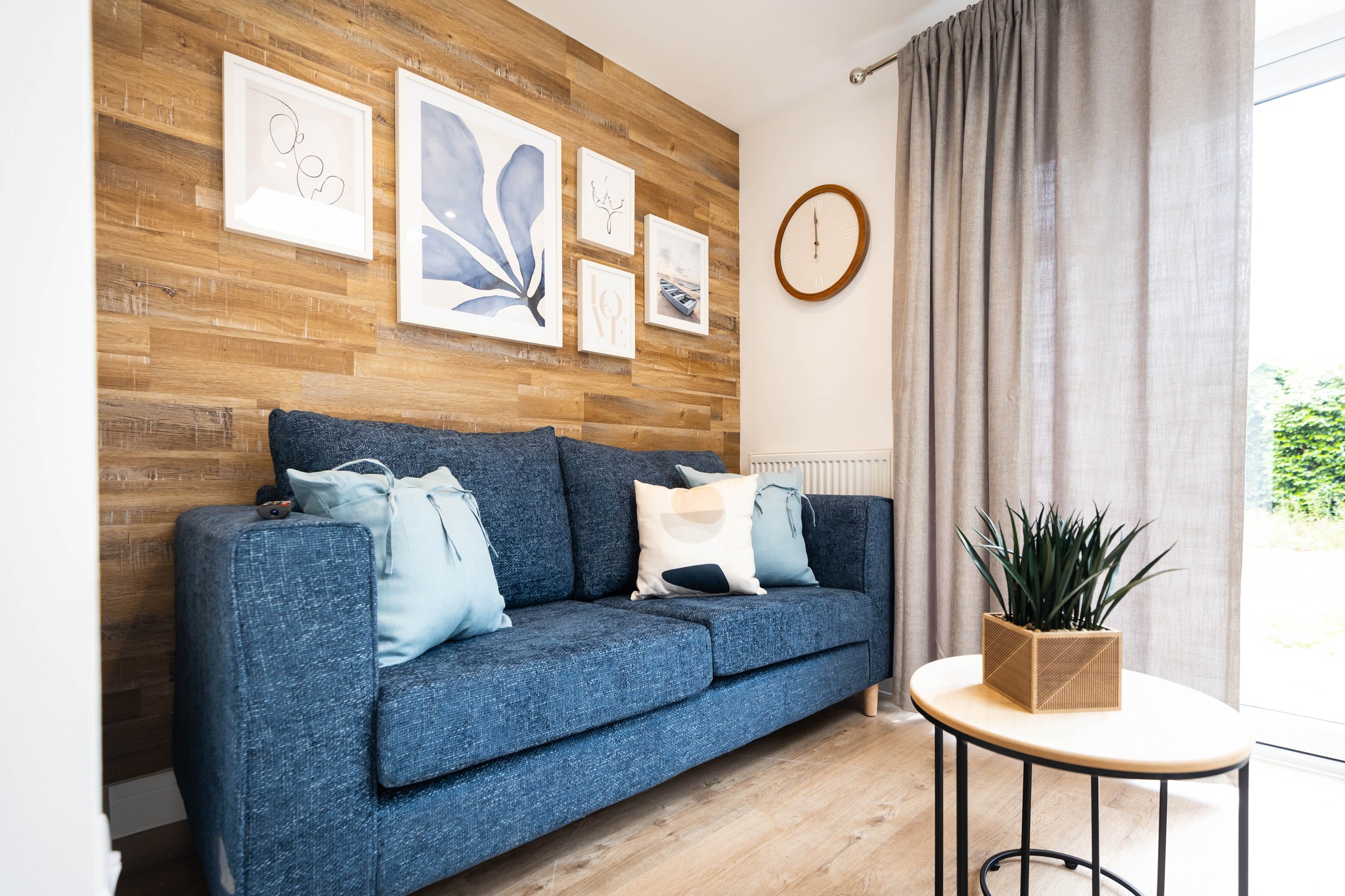 We love a Blue Sofa 😍.... What's your favourite colour
All our sofas are made in-house here in Royton and can be made to measure for a great price ! 100's of fabrics to choose from !
Don't compromise on your new couch get exactly what you want in the size you want.
Visit our Showroom
Wild Interiors / Landlord furniture Co.
Unit 2
Coin St
OL2 6EE
#supportlocal
0161 633 2651
Mon - Thu 0900-1700
Fri 0700 - 1600
Weekends by appointment
#sofa #sofaset #sofasale #couch #home