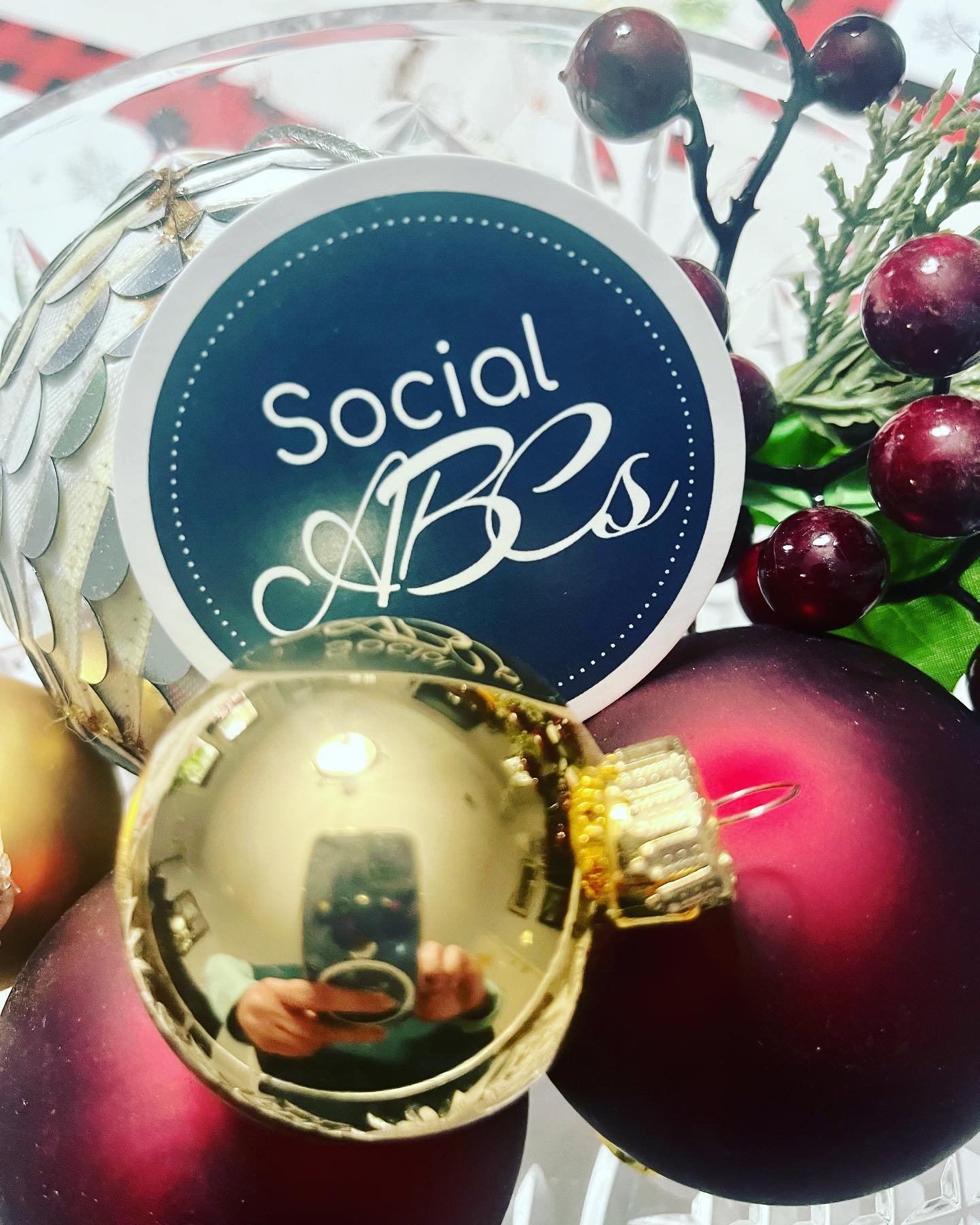 Just 5 more sleeps until Santa! š
Take these last few days of the year to relax and recharge. When youāre ready to tackle 2026, Social ABCs will be here to handle your social media and business growth.
Ready to make next year your biggest yet? Drop us a DM!