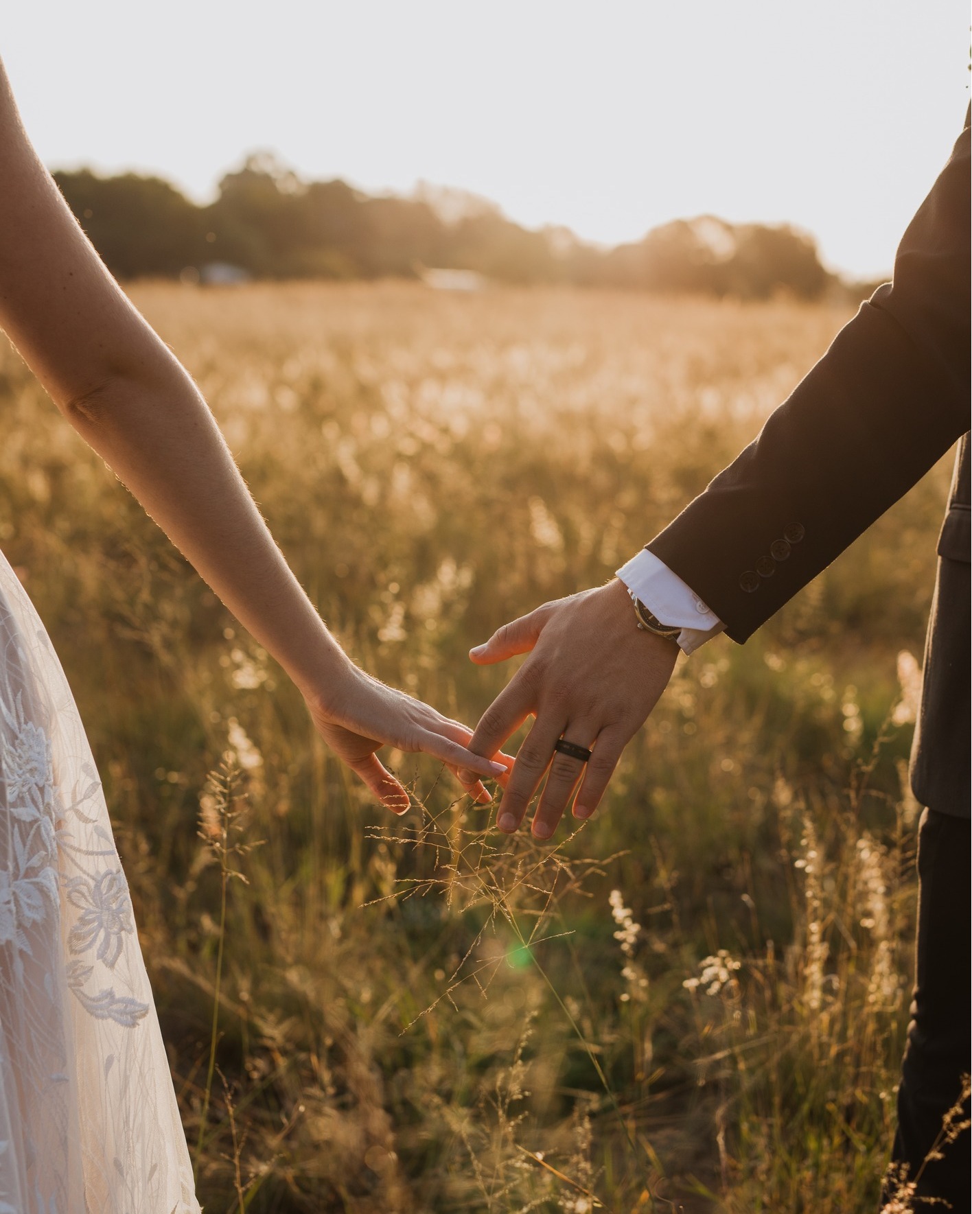"You are my today, and all of my tomorrows"
- Leo Christopher
#mytodayandtomorrow #weddinginspiration #weddingvenuepretoria #dehavenoostweddingvenue #weddingday #weddingdaydream
Photo By - @pravi_storytelling