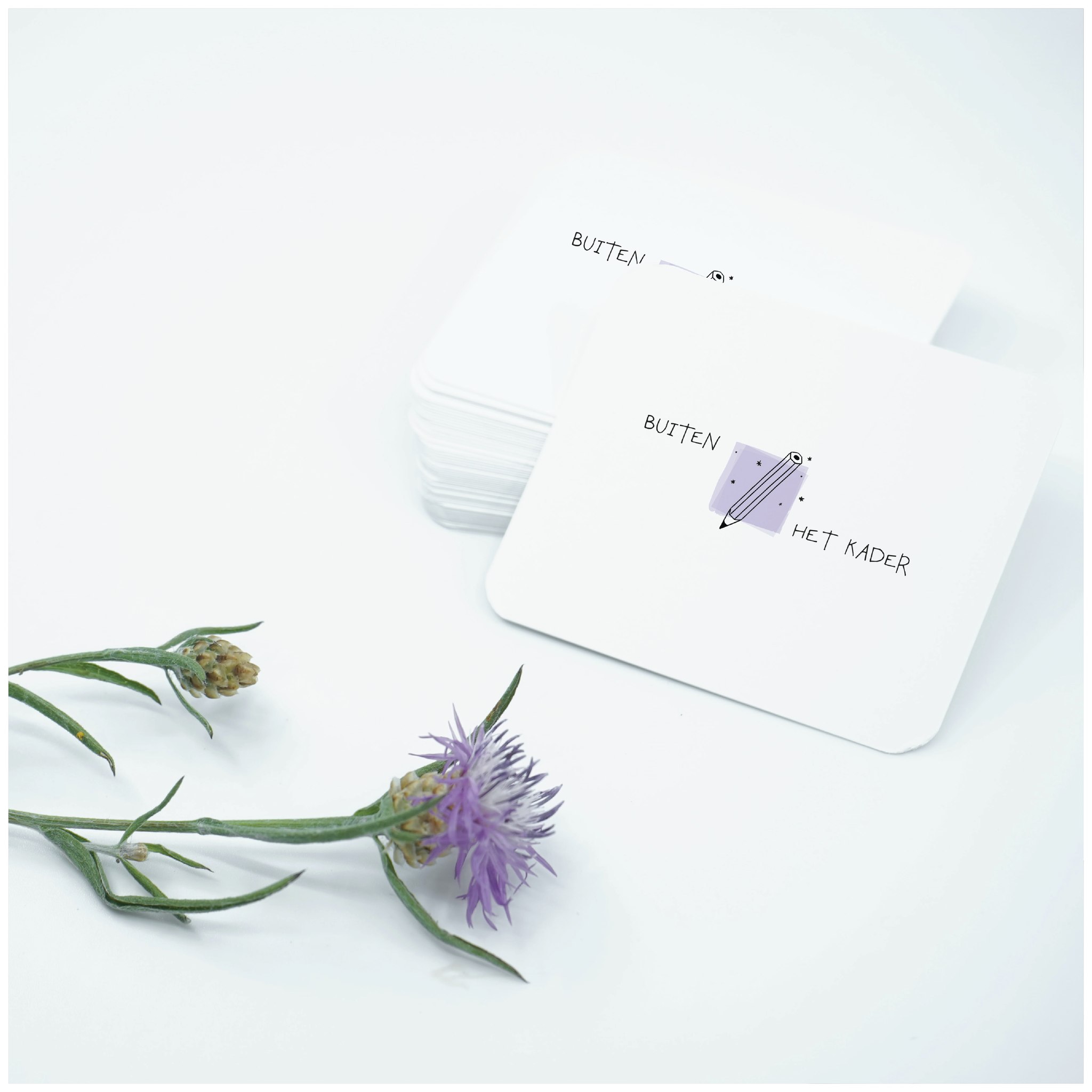 Voor @enyavermeyen mocht ik de branding van ‘Buiten het kader’ uitwerken.
Bij ‘Buiten het kader’ geloven ze dat iedereen recht heeft op gepast onderwijs dat zijn of haar talenten tot hun recht laat komen. Dit gebeurt bij voorkeur op school, maar voor jongeren die anders leren of denken dan het schoolse kader is er soms extra hulp nodig. Aan de hand van een individueel traject op maat weet Enya deze jongeren opnieuw te laten schitteren!
.
.
#logoontwerp #ontwerpstudio #logodesign #brandingdesign #brandingproject #modernbranding #branding #moodboard #huisstijl #merkidentiteit #creativebusiness #visueleidentiteit #grafischontwerper #grafischvormgever #vormgeving #zelfstandigondernemer #ambitieuzevrouwen #ambitieuzemeisjes #bewustondernemen #vrouwelijkeondernemers #ondernemerschap #graphicdesign #ontwerpbureau #huisstijlontwerp #creatiefondernemen #studiohermine