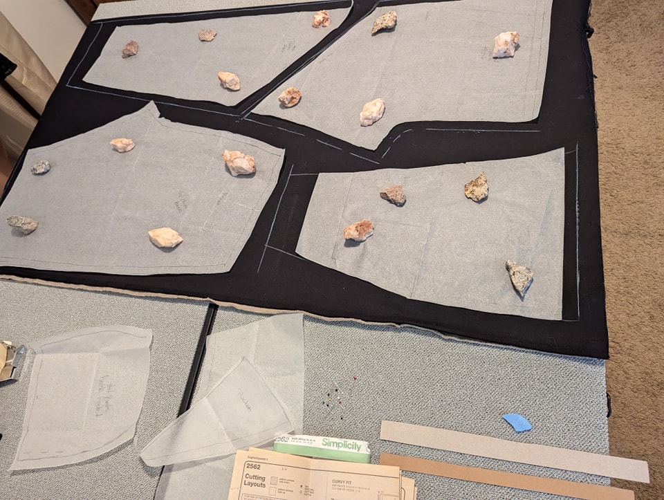 Dang it's been awhile since I came up for air...
As you can see I'm still at it, today we make custom men's pants.
#sewinglife #sewinglifestyle #seamstress #charlottenc #custommade #CustomMadeFashion