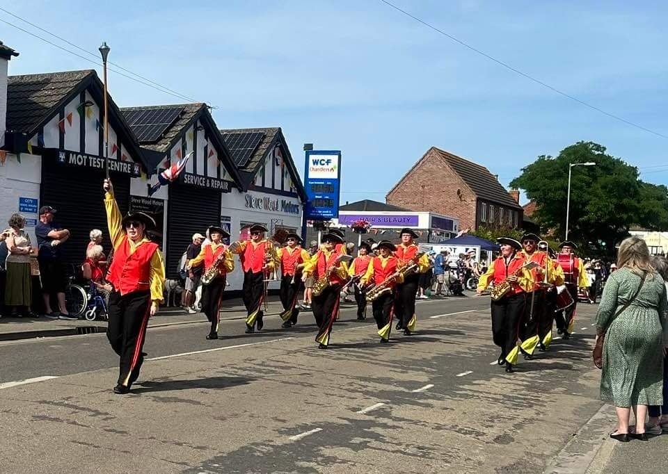 📢WE NEED YOUR HELP📢
During today's parade at Sutton on Sea & Trusthorpe Carnival a motorbike decided to ignore road closure signs and drive in amongst the parade and band, putting us in danger. Coming very close to hitting a few members of the band whilst on parade. We are looking for anyone with video/photo evidence of this incidents to come forward.
Thankfully all members are safe, just a bit shaken up and distressed by this. Please share this so it can reach as many people as possible, to help identify who this person is.
Thank you
Ambassadors Showband Derby.
🎷🥁🎺