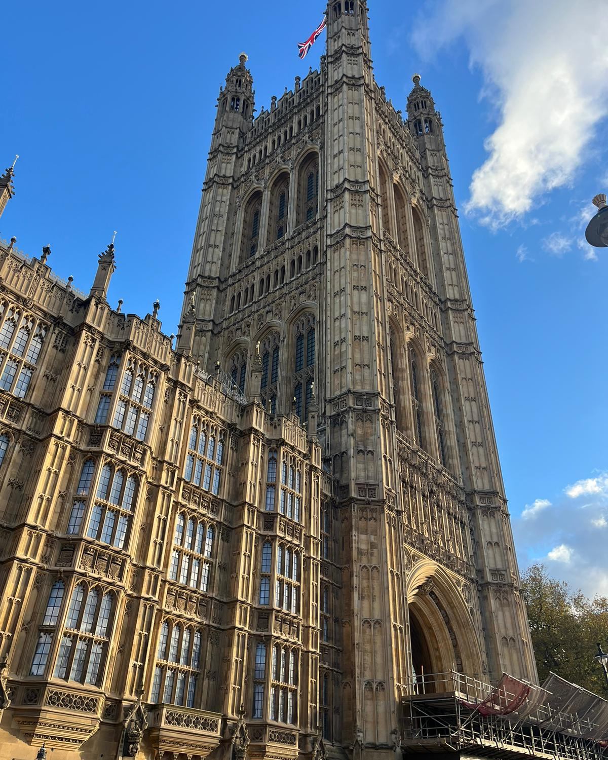 Today, we visited the Houses of Parliament with Manchester Commission for Social Homes to launch the Commission's policy brief that calls for more social housing to be built in Manchester.
To read the policy in full go to - https://shorturl.at/hY98T