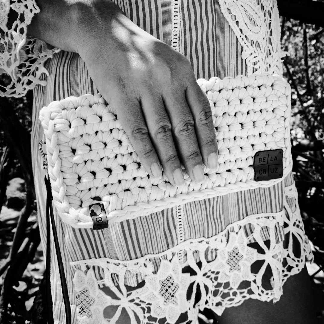 Sustainable fashion meets social impact. 🌍✨ Support the hands behind these handcrafted bags and make a difference.
#SustainableFashion
#HandmadeBags
#EcoFriendlyStyle
#SlowFashionMovement
#ArtisanMade
#BrazilianNature
#BiomaCollection
#EcoChicAccessories
#EmpoweringWomen
#InspiredByNature
#SustainableStyle
#EcoFashion
#HandmadeAccessories
#WestCoastStyle
#EastCoastChic
#ConsciousConsumer
#MinimalistFashion
#EthicalFashionBrands
#EcoFriendlyLiving
#ArtisanCrafted