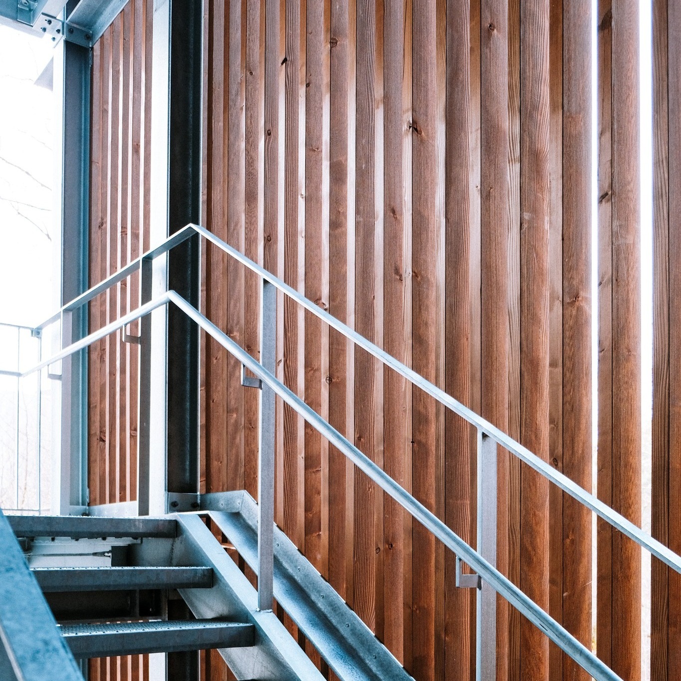 📐 Präzision durch 3D-Planung
Durch 3D-Planung und exaktes 3D-Aufmaß stellen wir sicher, dass alle Bauteile millimetergenau passen. So läuft die Montage reibungslos und die Termine werden eingehalten.
#3DPlanung #Metallbau #Fluchttreppe #Präzision #Stahlbau