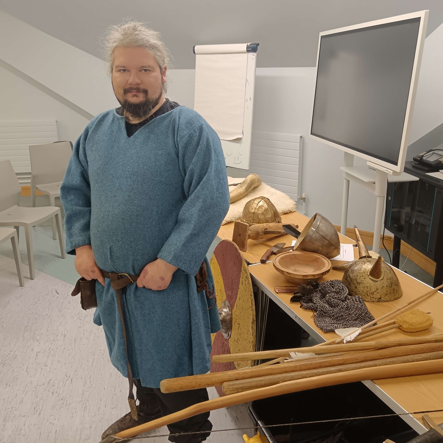 I had the pleasure of doing couple of shows on the Vikings in Ireland today in Lucan and Palmerstown libraries.