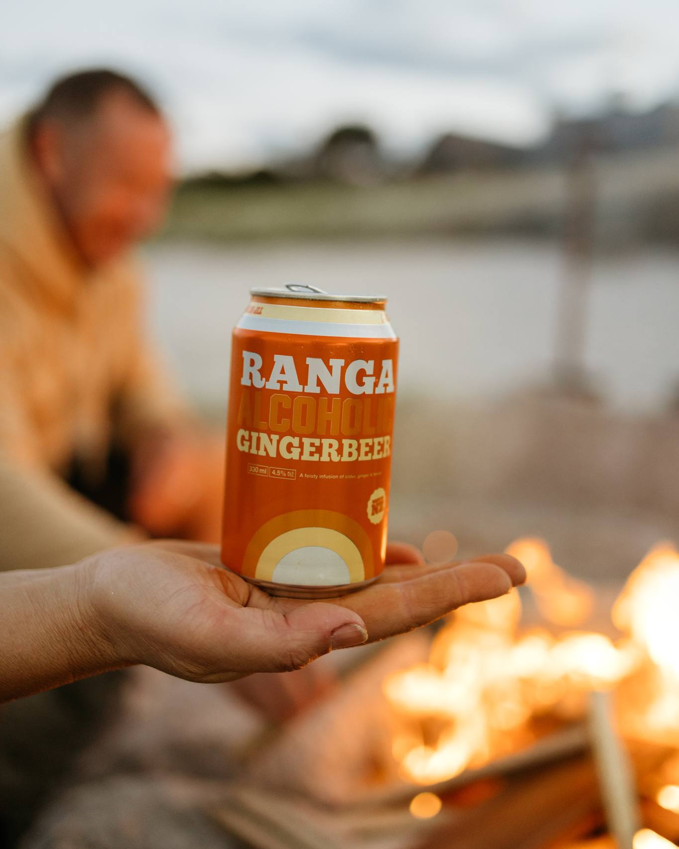 We're here to help spice up your winter evenings 🔥
📸@mcmedianz
#ranga #ginger #gingerbeer #ProudToBeGinger #winter #newzealand #rangaroots #alcoholicgingerbeer #friends #ProudToBeDifferent