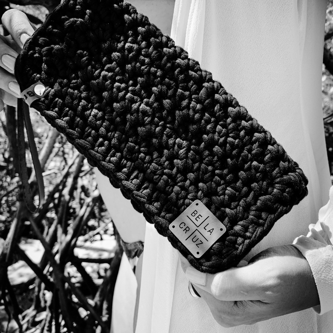 Handmade with love, crafted for change. 🌸✨ Discover artisan-made bags that carry more than just your essentials — they carry hope.
#SustainableFashion
#HandmadeBags
#EcoFriendlyStyle
#SlowFashionMovement
#ArtisanMade
#BrazilianNature
#BiomaCollection
#EcoChicAccessories
#EmpoweringWomen
#InspiredByNature
#SustainableStyle
#EcoFashion
#HandmadeAccessories
#WestCoastStyle
#EastCoastChic
#ConsciousConsumer
#MinimalistFashion
#EthicalFashionBrands
#EcoFriendlyLiving
#ArtisanCrafted