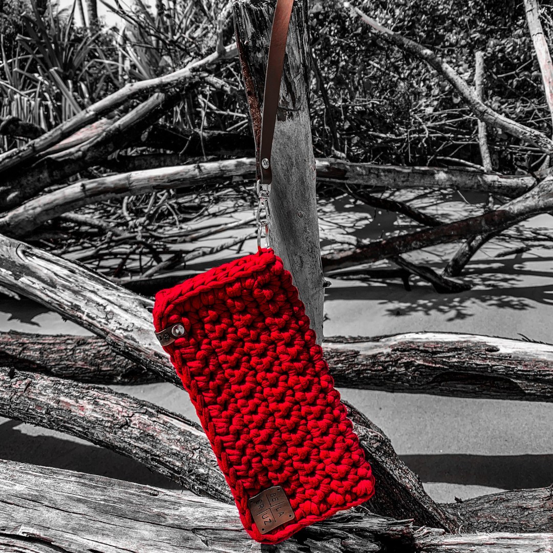 Handmade by women, inspired by resilience, and crafted with eco-friendly materials. Your choice matters. ✨
#SustainableFashion
#HandmadeBags
#EcoFriendlyStyle
#SlowFashionMovement
#ArtisanMade
#BrazilianNature
#BiomaCollection
#EcoChicAccessories
#EmpoweringWomen
#InspiredByNature
#SustainableStyle
#EcoFashion
#HandmadeAccessories
#WestCoastStyle
#EastCoastChic
#ConsciousConsumer
#MinimalistFashion
#EthicalFashionBrands
#EcoFriendlyLiving
#ArtisanCrafted