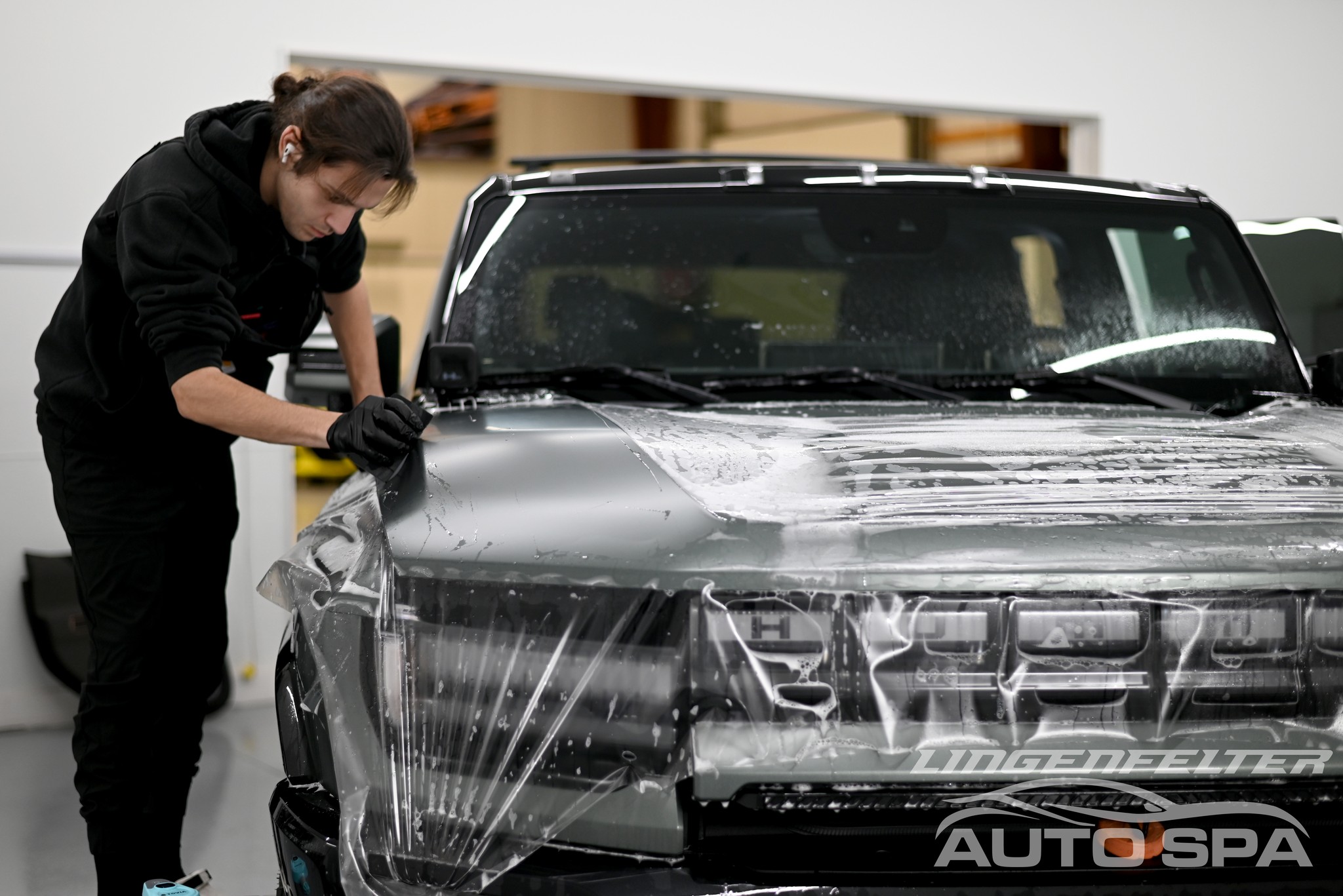 XPEL Stealth PPF helps protect your vehicle from the harsh road elements while giving your vehicles paint a matte finish. Transform and protect your vehicle today!
Request a quote via our website: lingenfelterautospa.com
or call us today at (810) 355-2458.
.
.
.
.
#PaintProtection #carcare #brighton #hummerev #hummer #stealthppf #electriccar #gmctrucks #fordperformance #broncoraptor #paintprotectionfilm #michigan #lingenfelterautospa #lingenfeltercollection #ppf #ppfshop #xpelppf